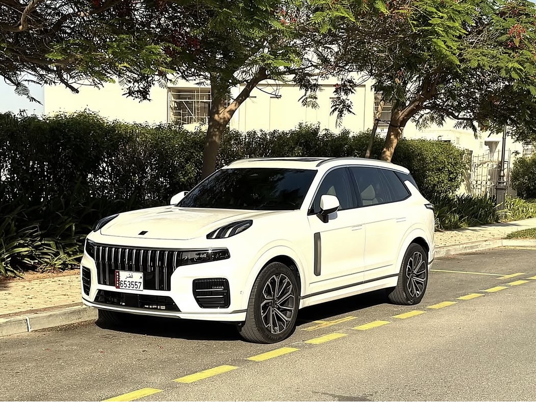 Lynk Co 09