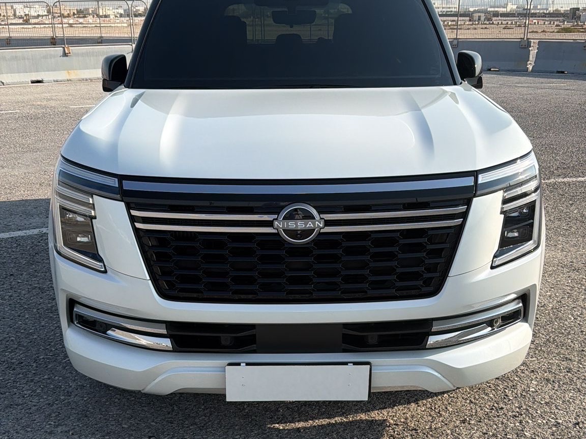نيسان باترول Platinum Twin Turbo  2025 - Image 3