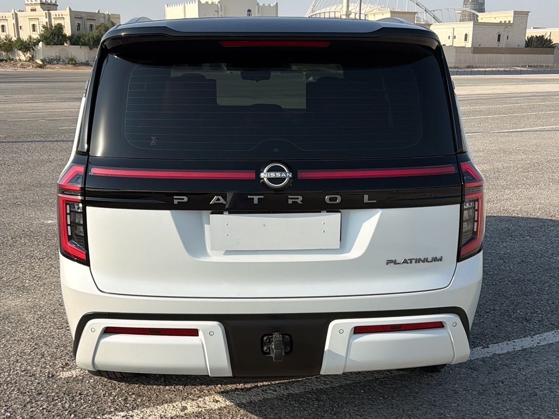 نيسان باترول Platinum Twin Turbo  2025 - Image 4