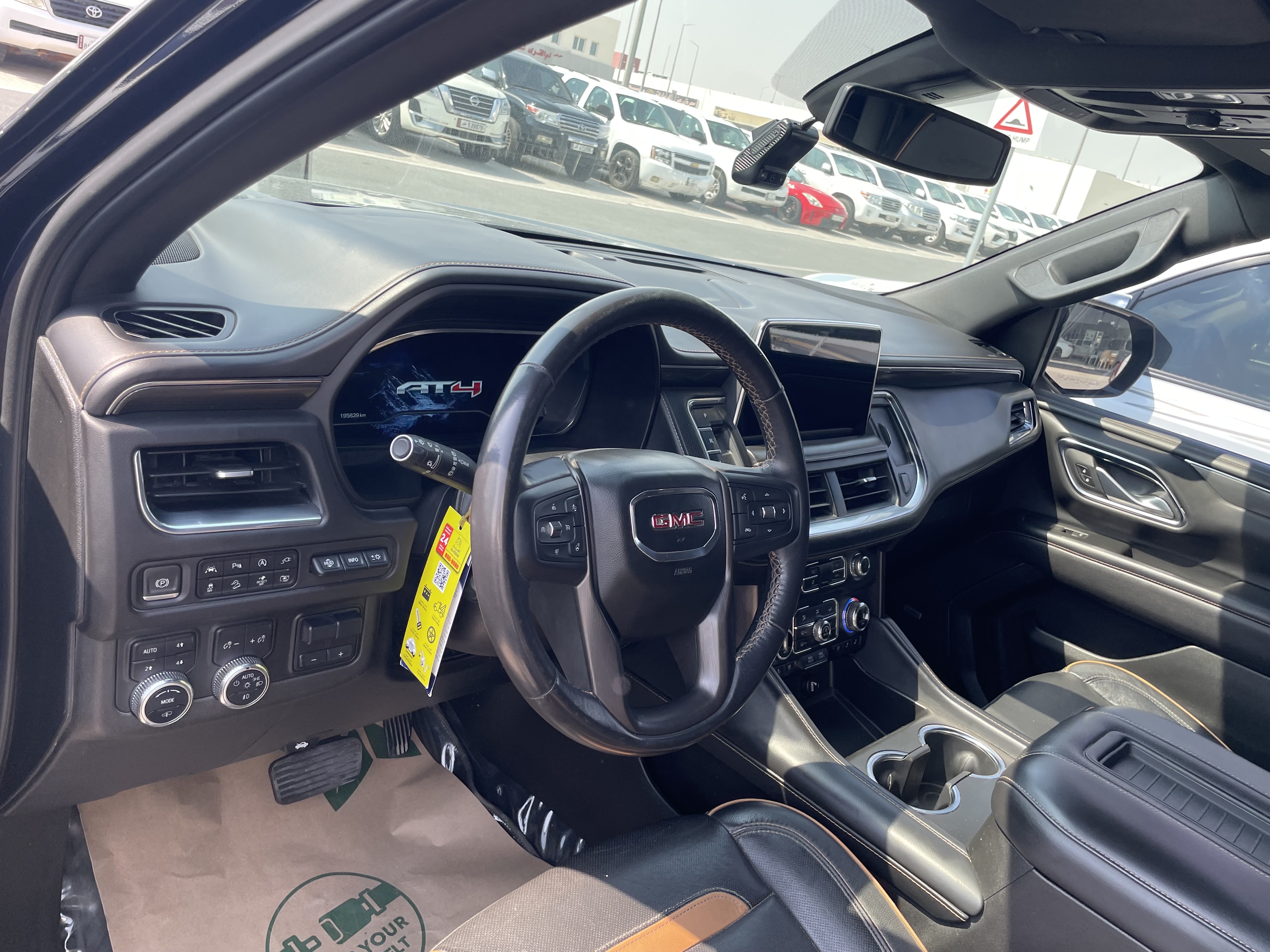GMC Yukon AT4 2022 - Image 4