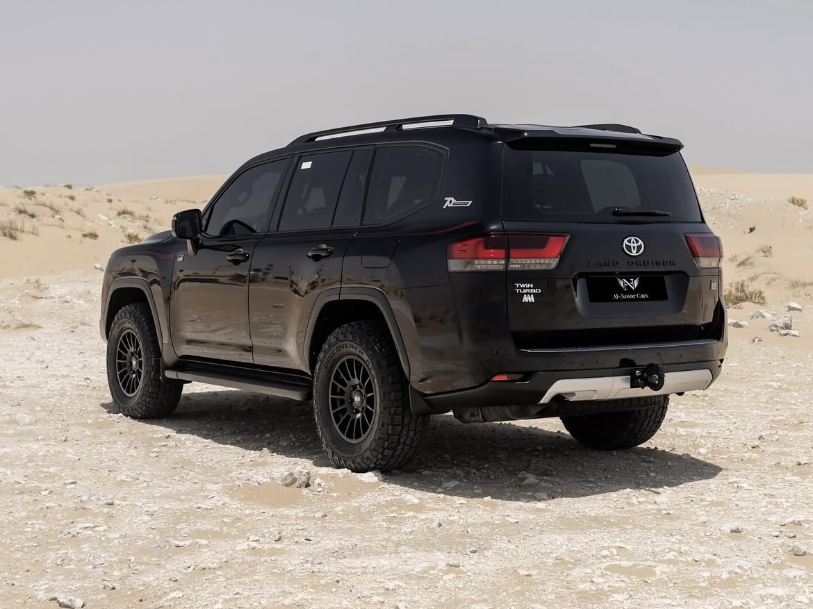 Toyota Land Cruiser G/R - Image 2