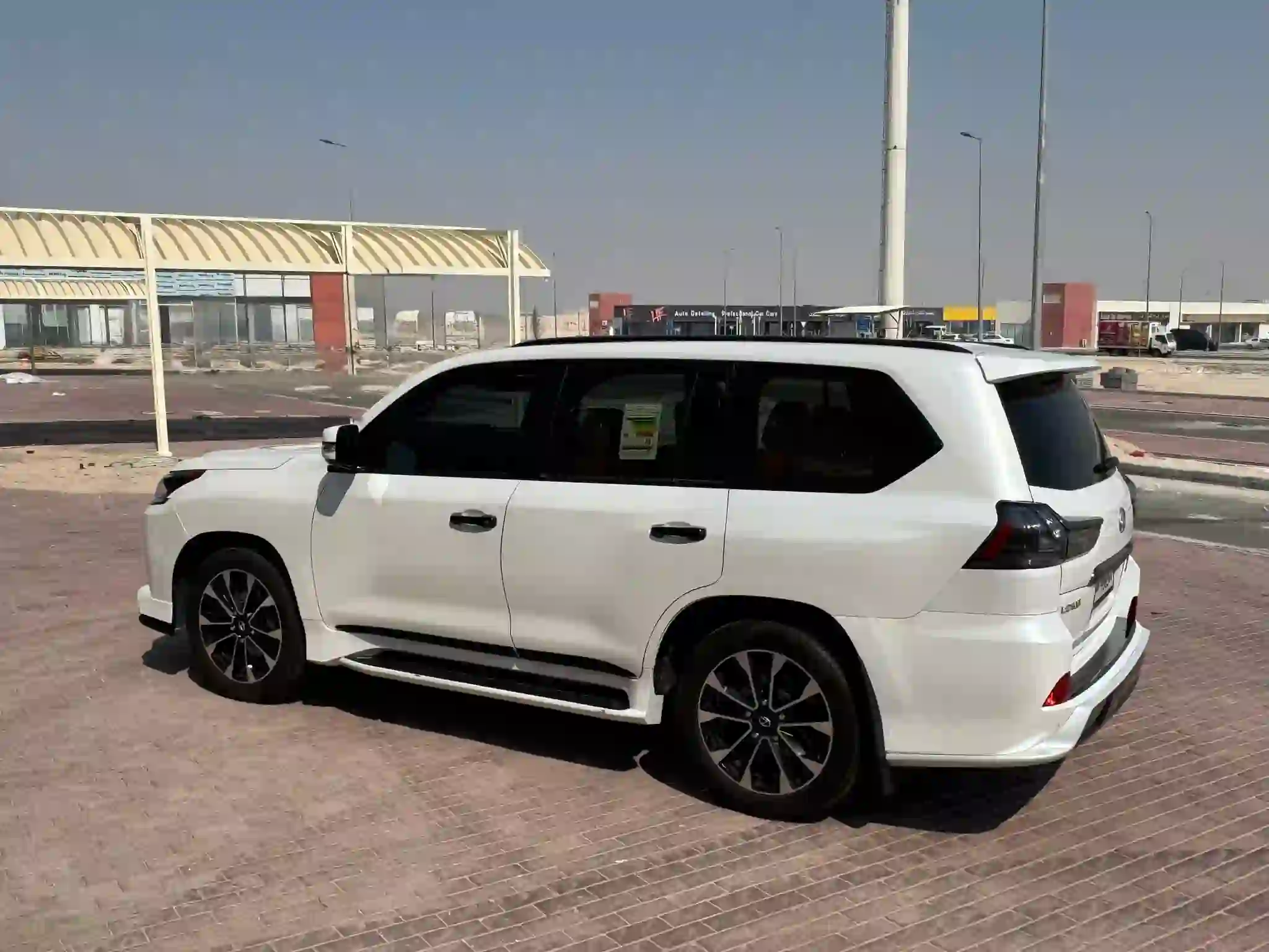 Lexus LX 570 S Black Edition 2019 - Image 3