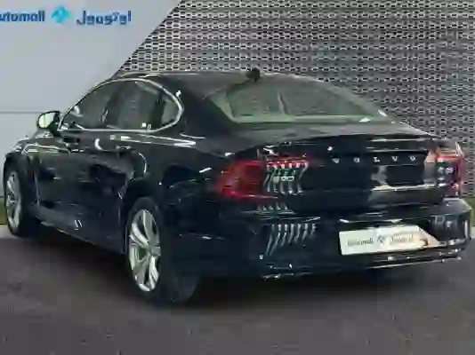 Volvo s90 2023 - Image 2