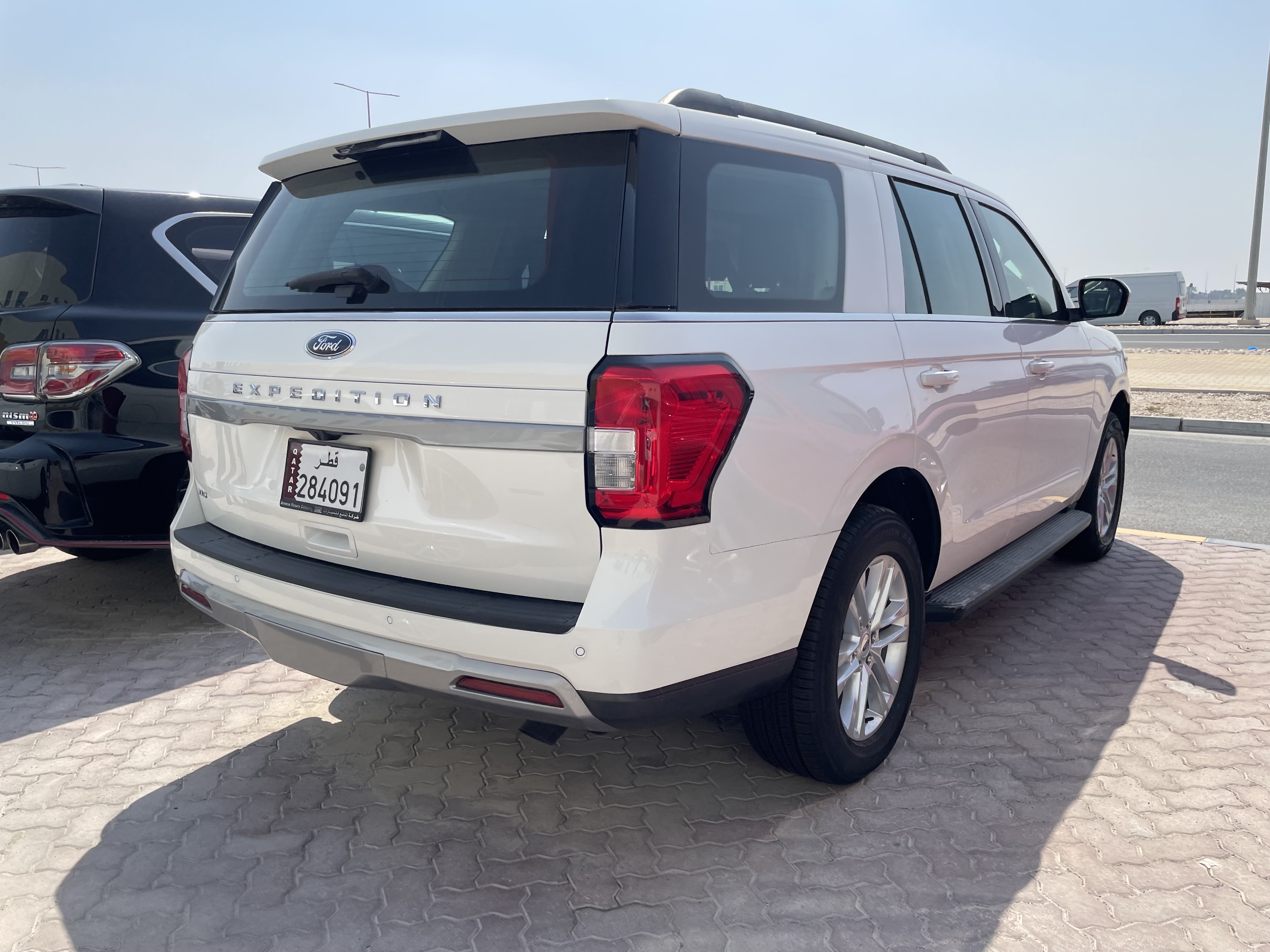 Ford Expedition 2024 - Image 3