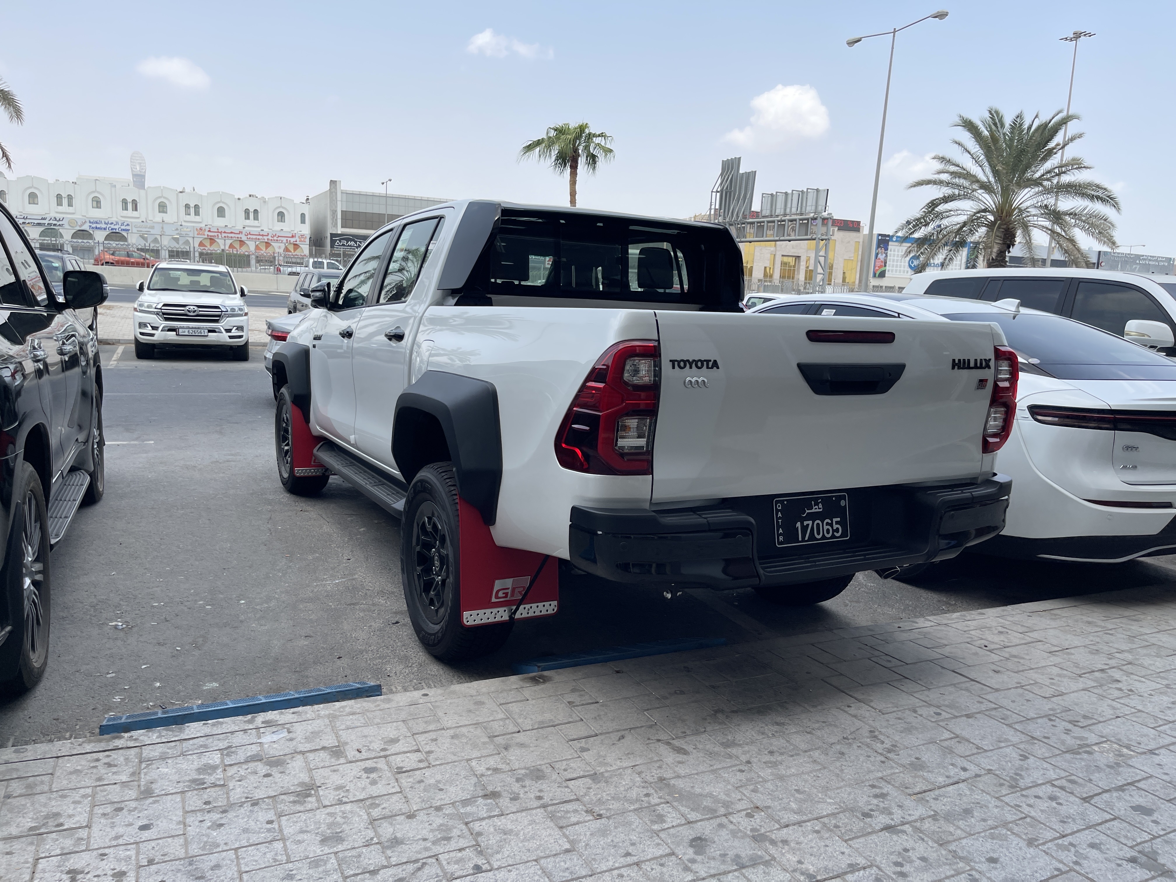 Toyota Hilux GR 2025 - Image 3