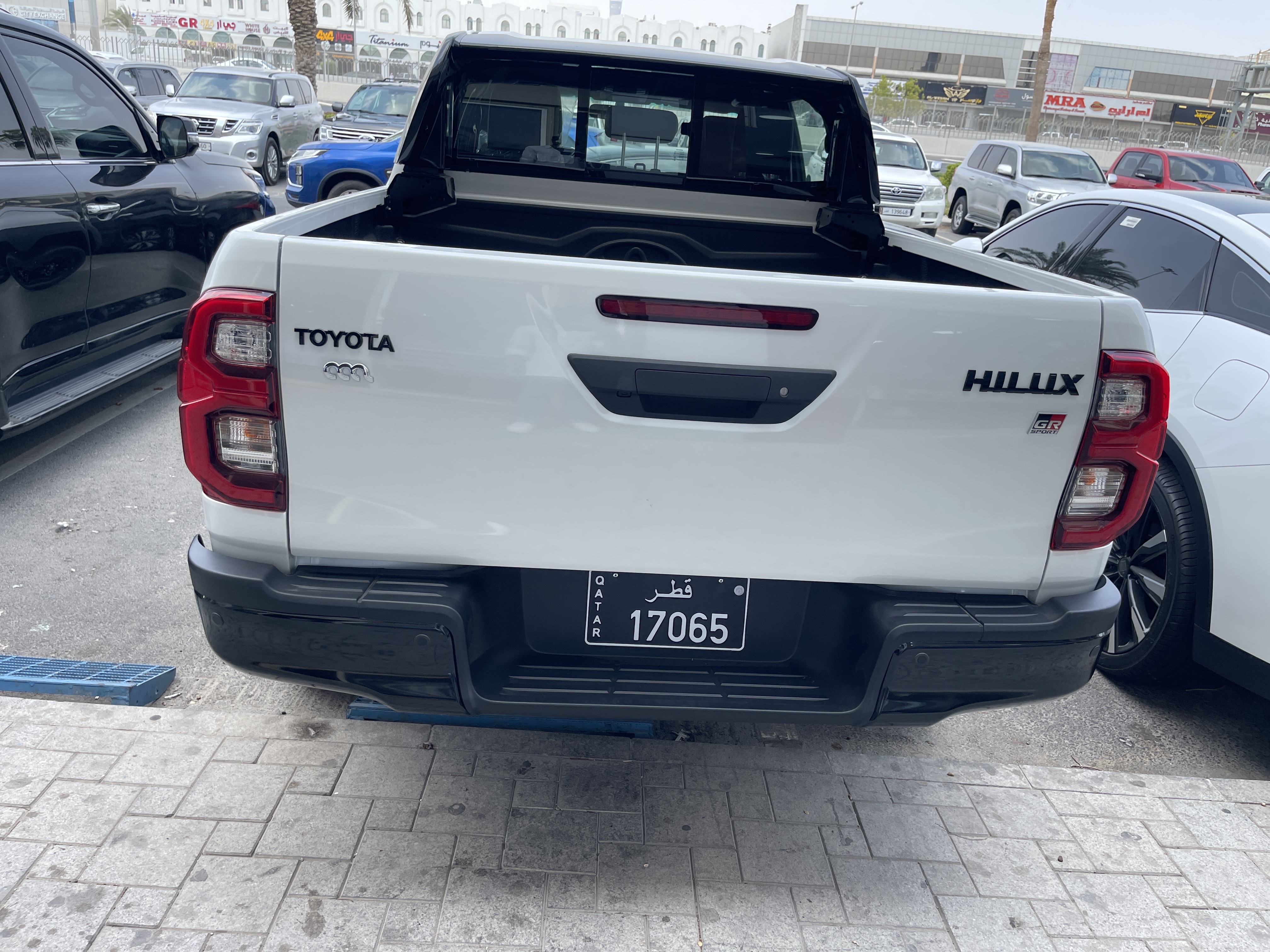Toyota Hilux GR 2025 - Image 4