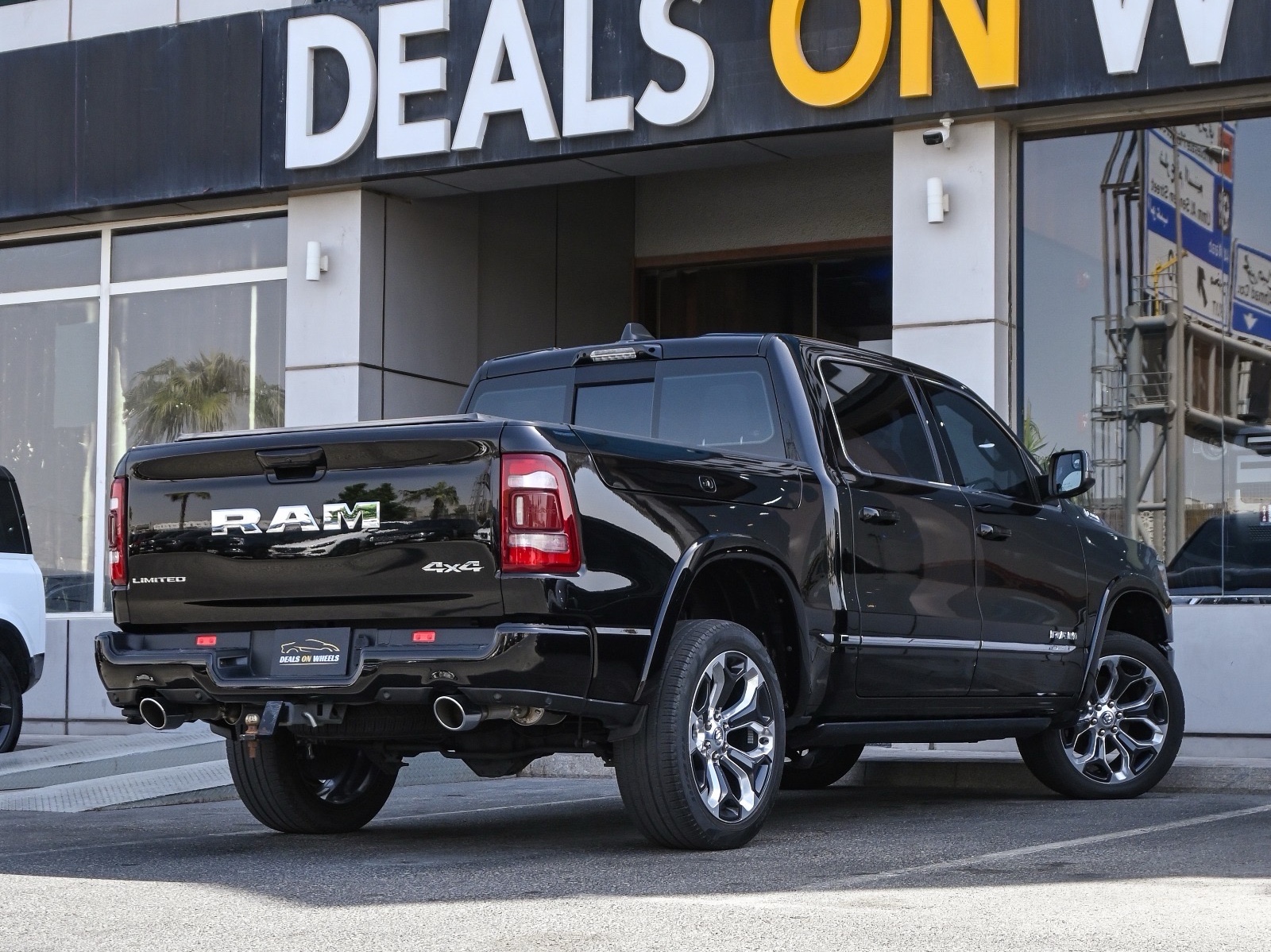 Dodge Ram Limited 2024 - Image 2