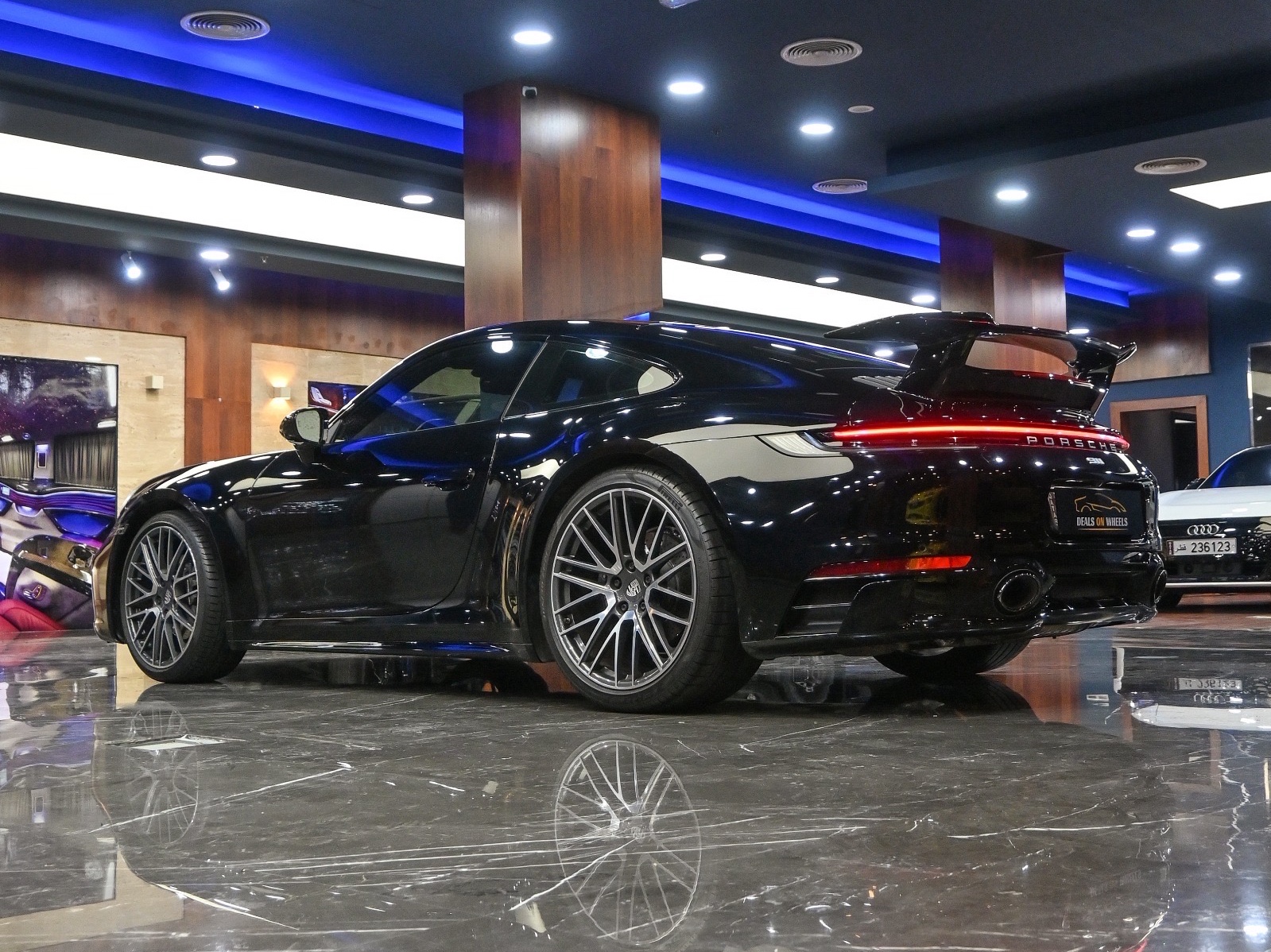 Porsche Careera 911 2022 - Image 2