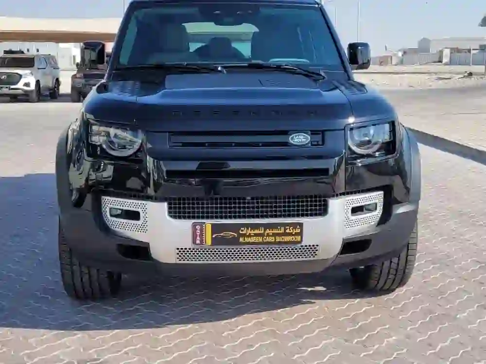 لاند روفر Defender 2023 - Image 1