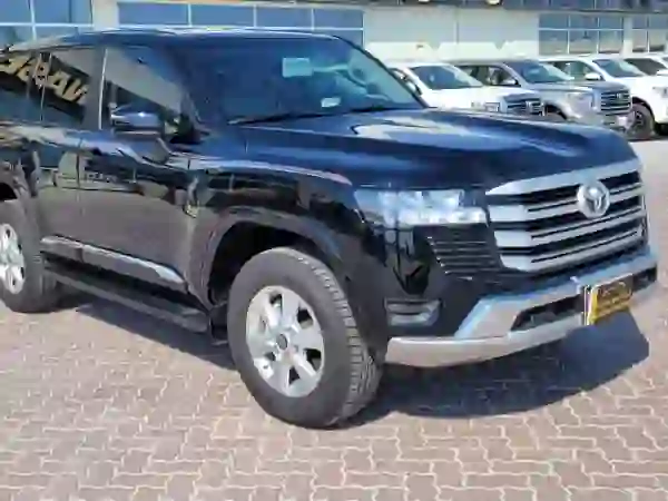 تويوتا لاند كروزر جي اكس.ار 2024 - Image 3