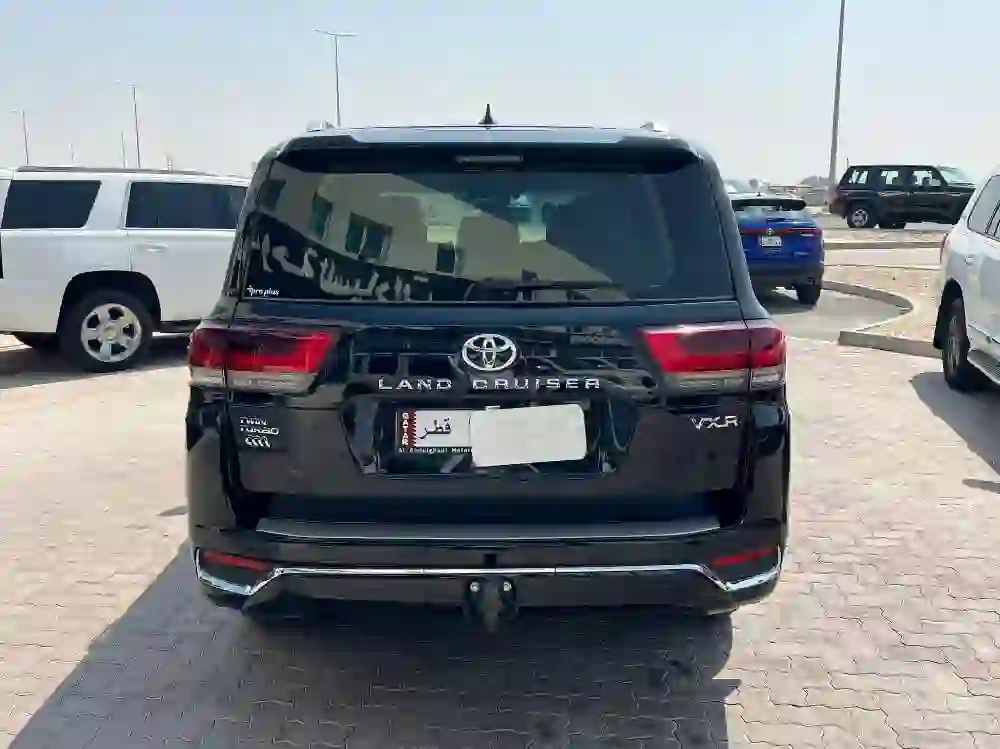 Toyota Land Cruiser GX.R 2024 - Image 4
