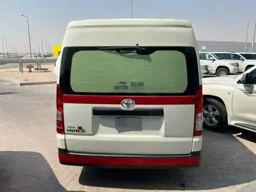 Toyota Hi-Ace 2020 - Image 2