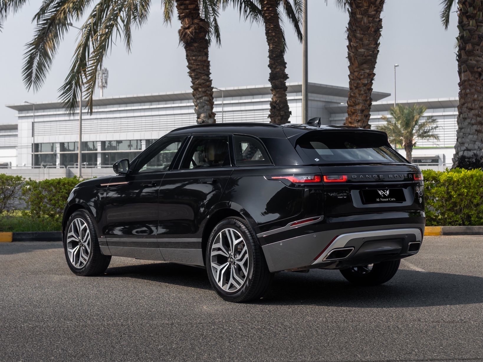 Land Rover Range Velar R-Dynamic 2018 - Image 2
