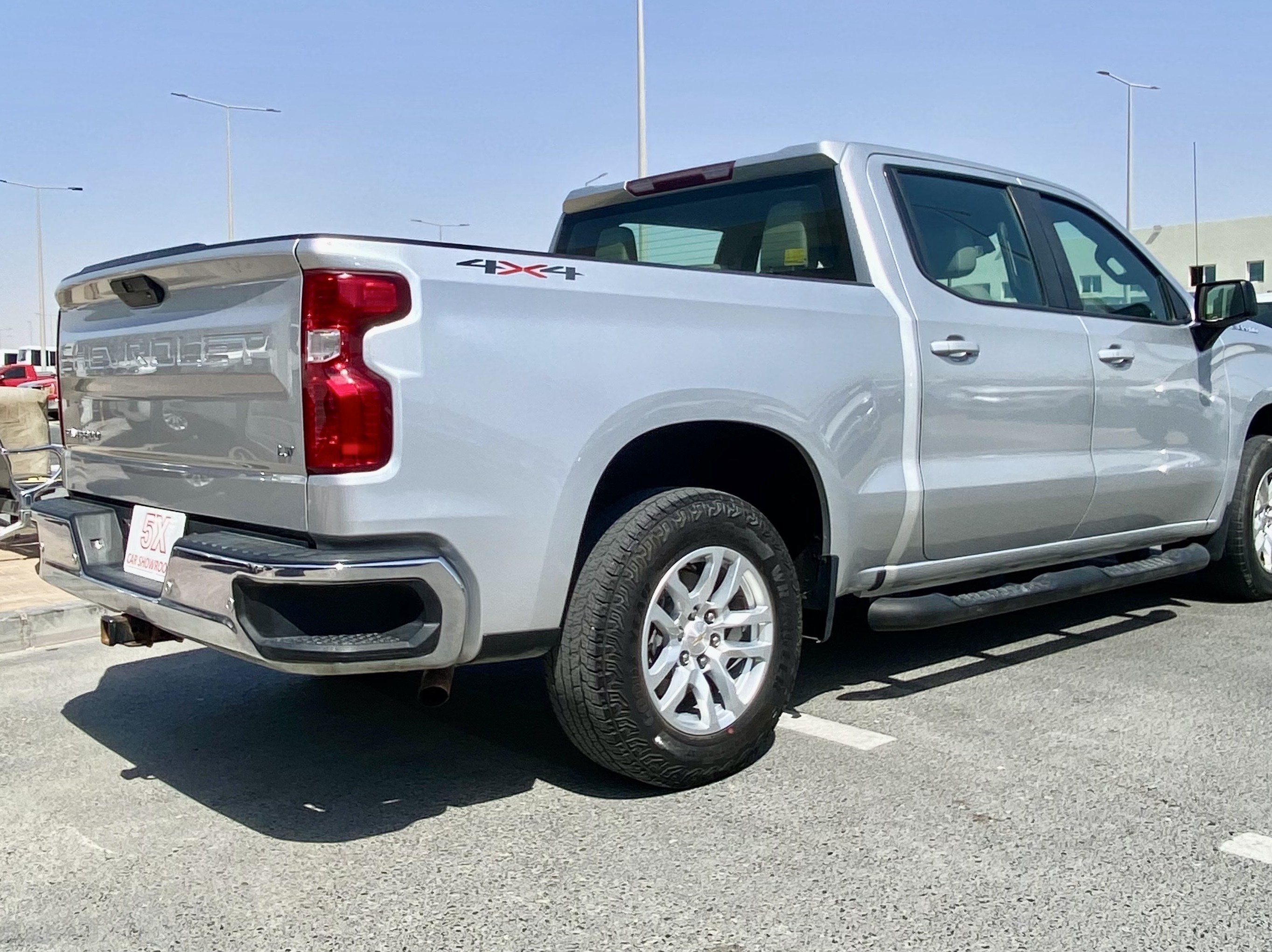 Chevrolet Silverado LT 2021 - Image 3