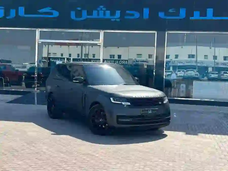 لاند روفر  رنج سبورت سوبر تشارج 2024 - Image 2
