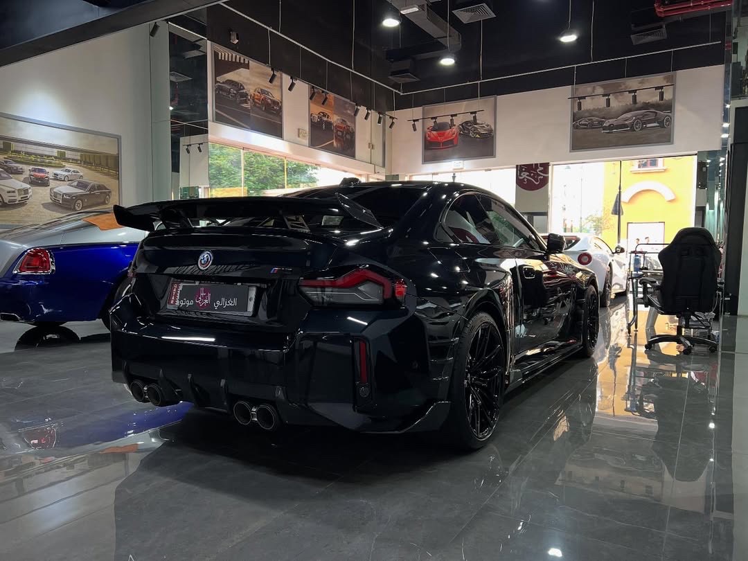 BMW M-Series 2  2023 - Image 2