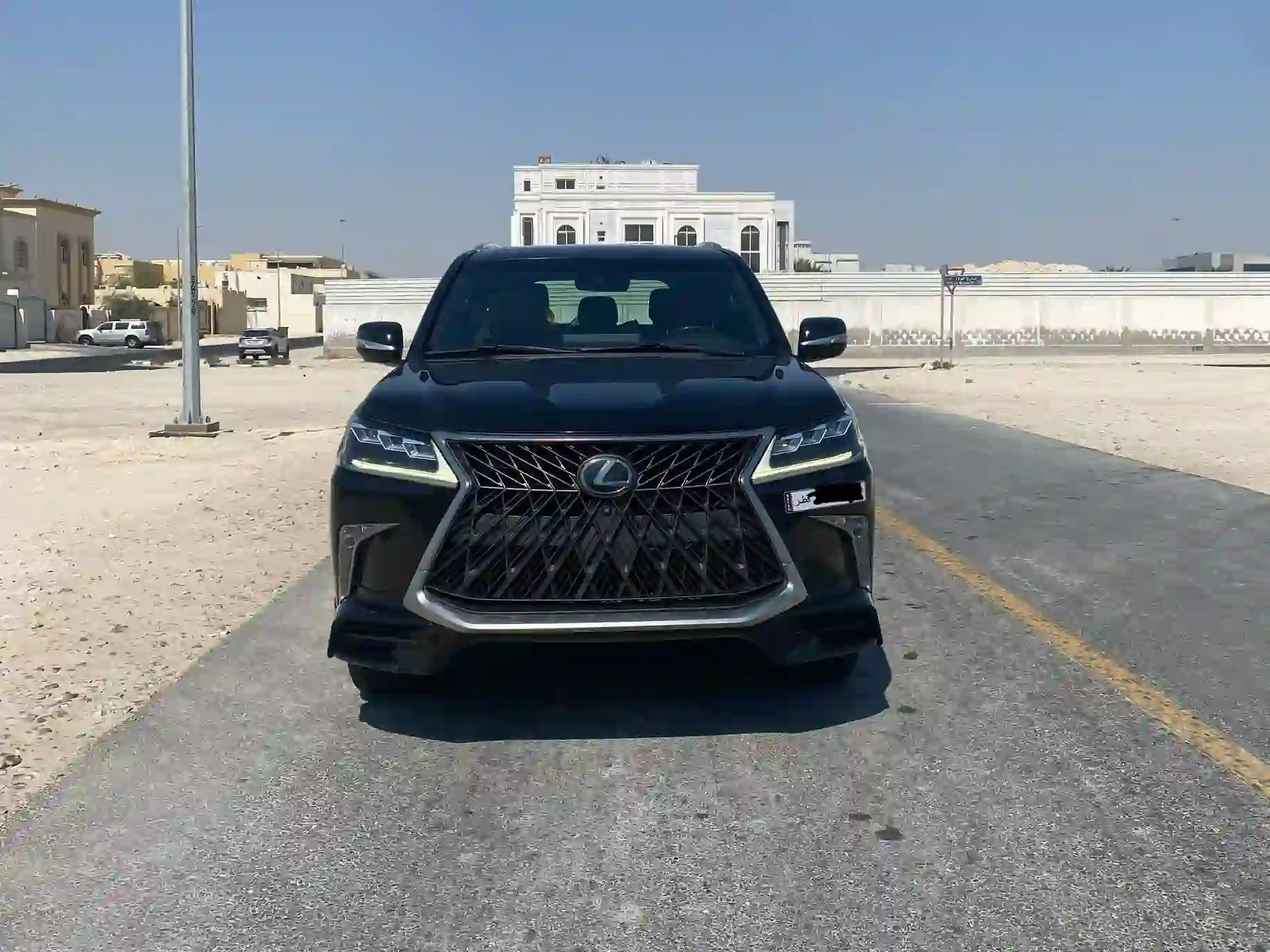 لكزس ال اكس 570 اس بلاك ادشن  2018 - Image 1