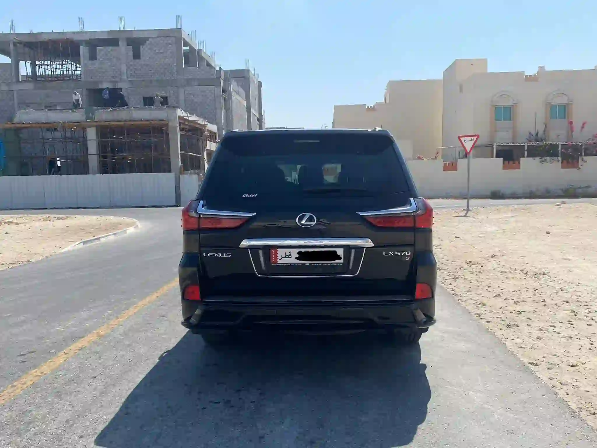 لكزس ال اكس 570 اس بلاك ادشن  2018 - Image 4