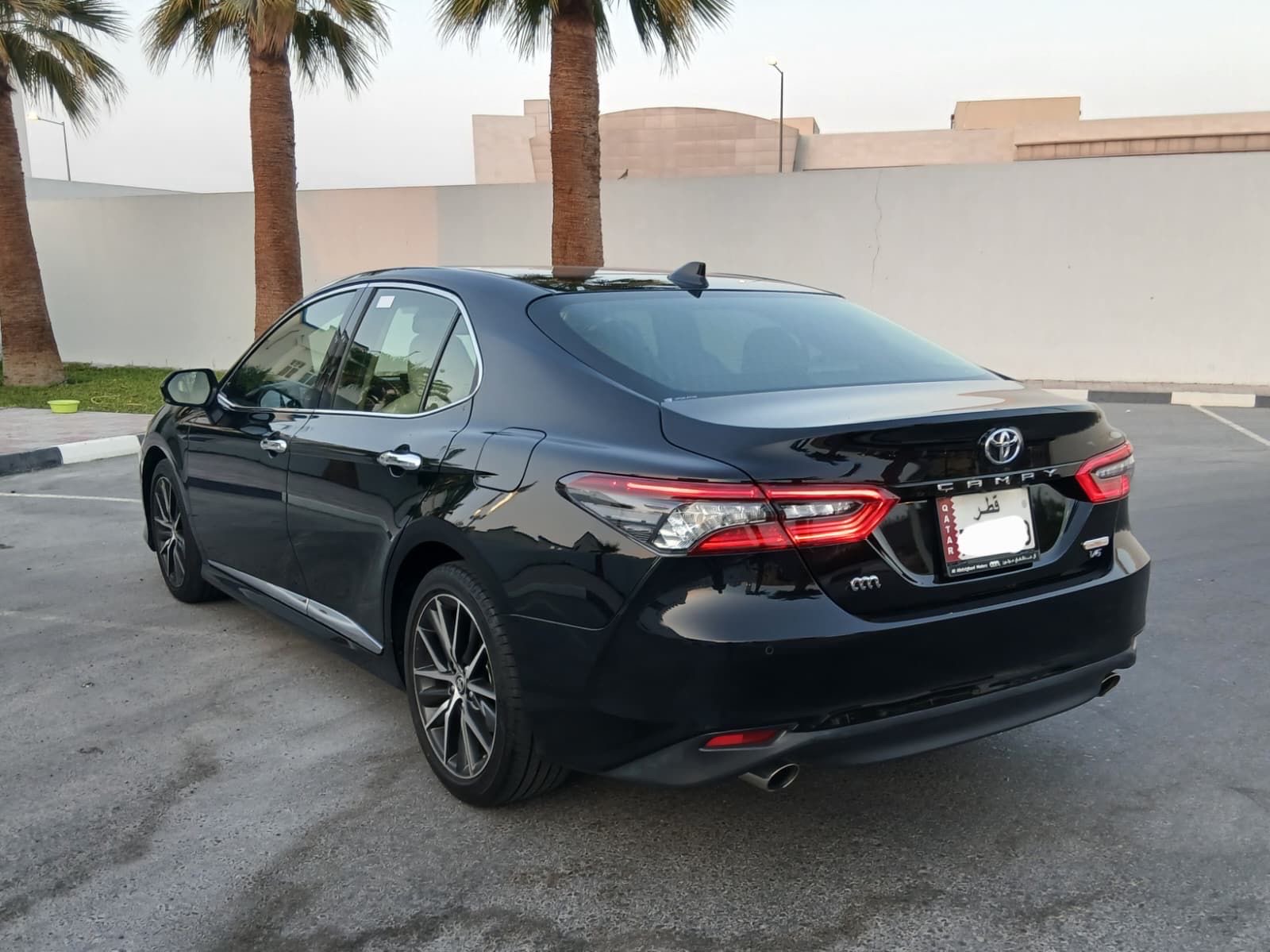 Toyota Camry GLE 2024 - Image 2