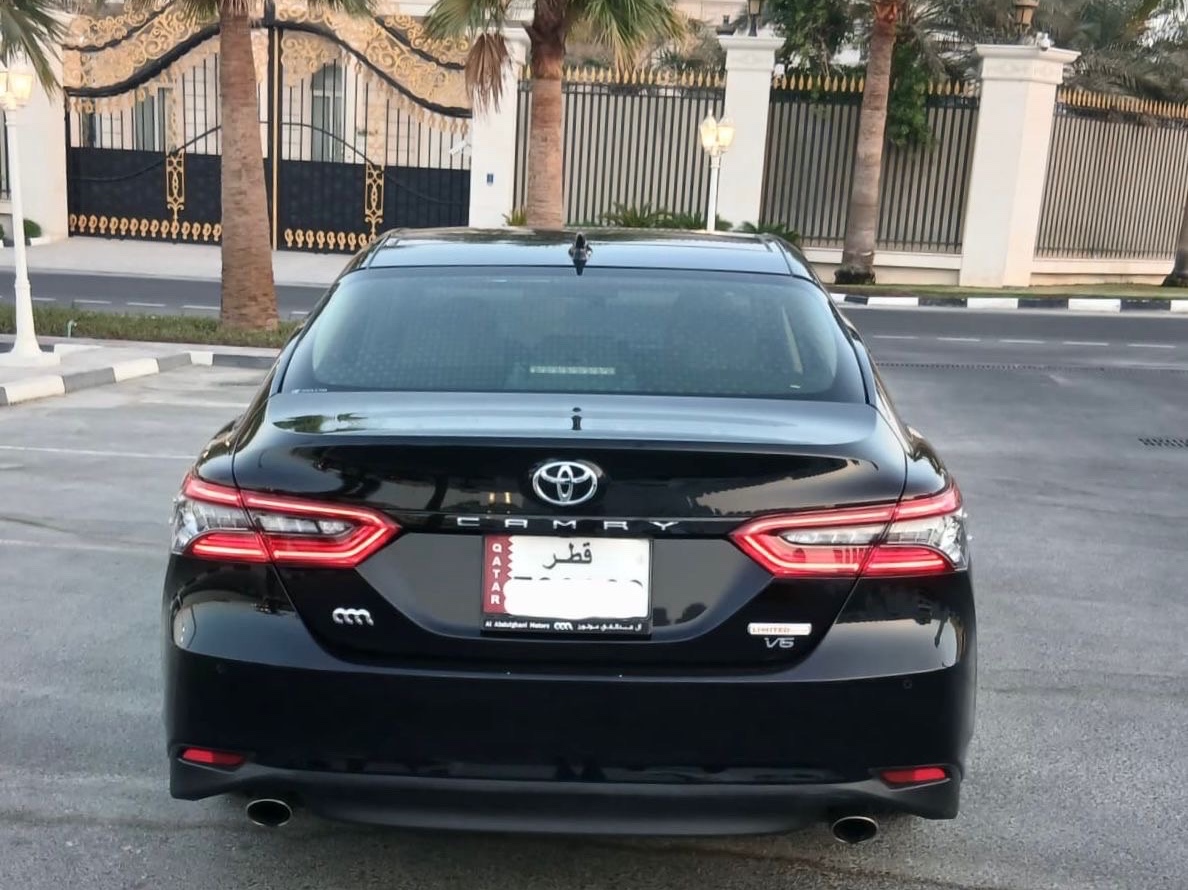 Toyota Camry GLE 2024 - Image 4