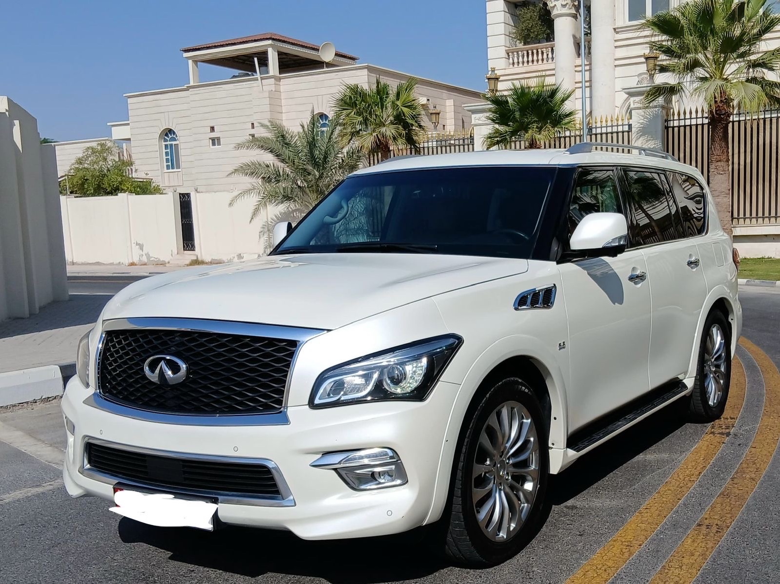 Infiniti QX 80 2017 - Image 3