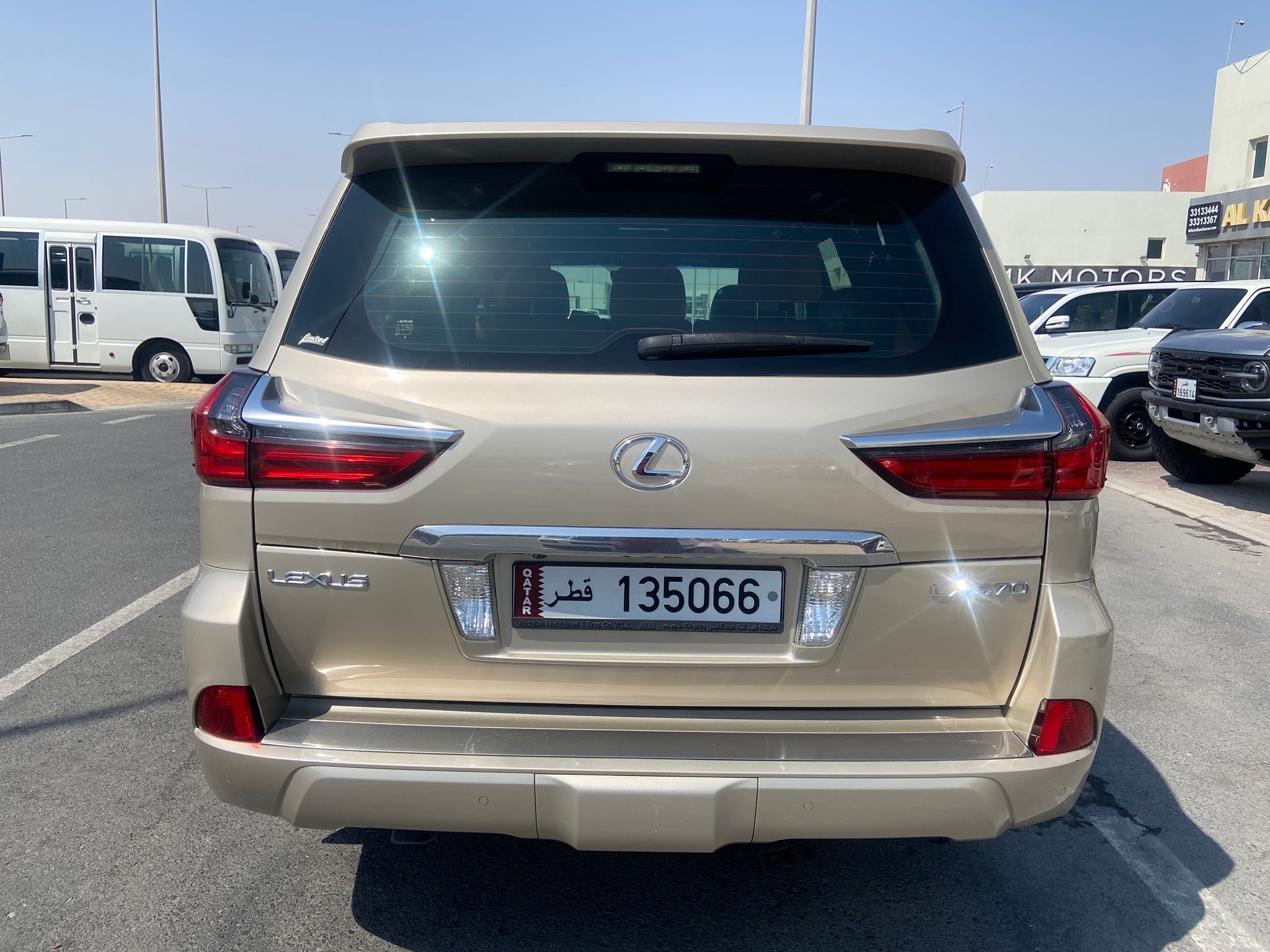 Lexus LX 570 S 2016 - Image 2