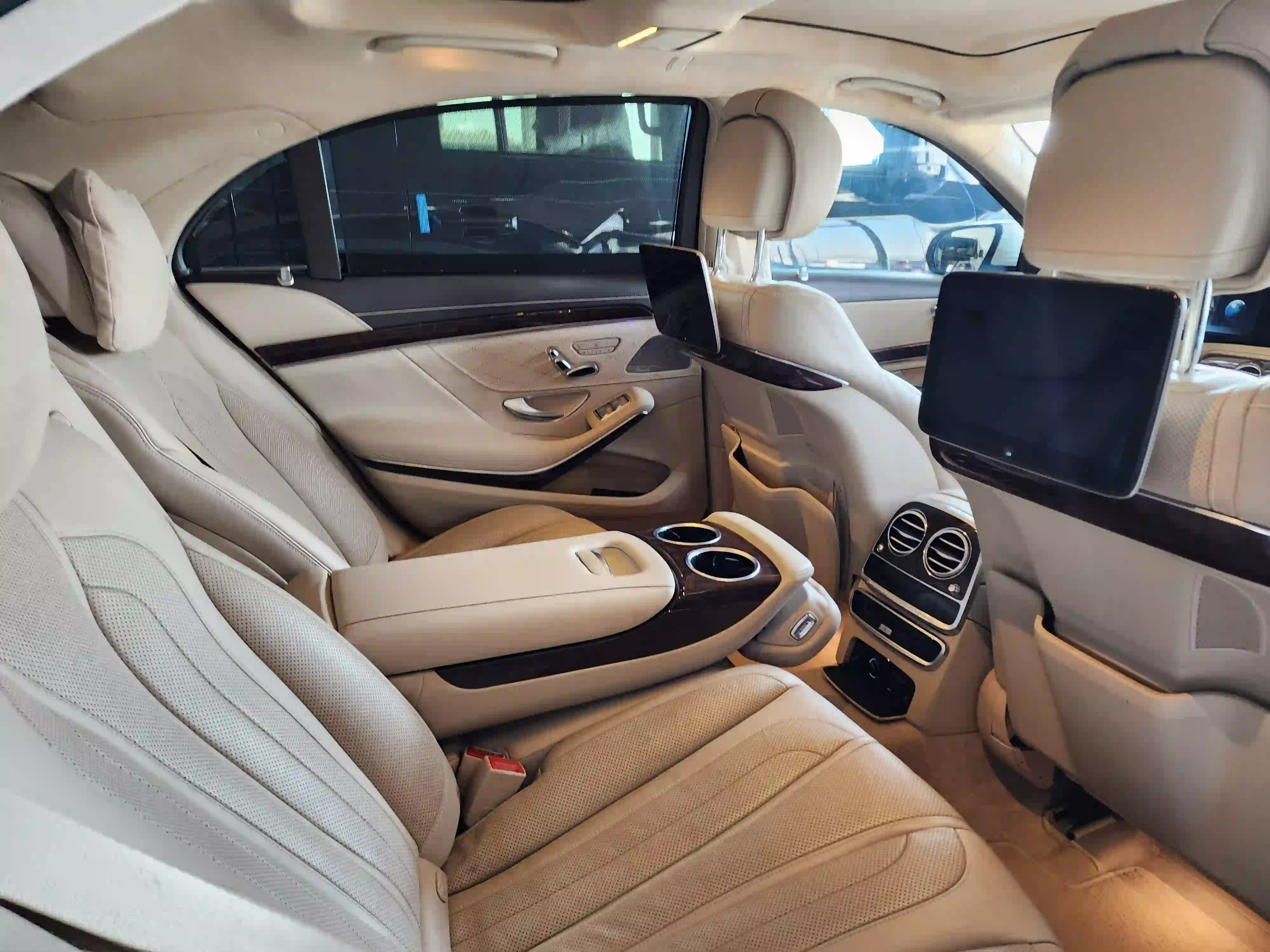 Mercedes-Benz S-Class Sedan 560 2020 - Image 4