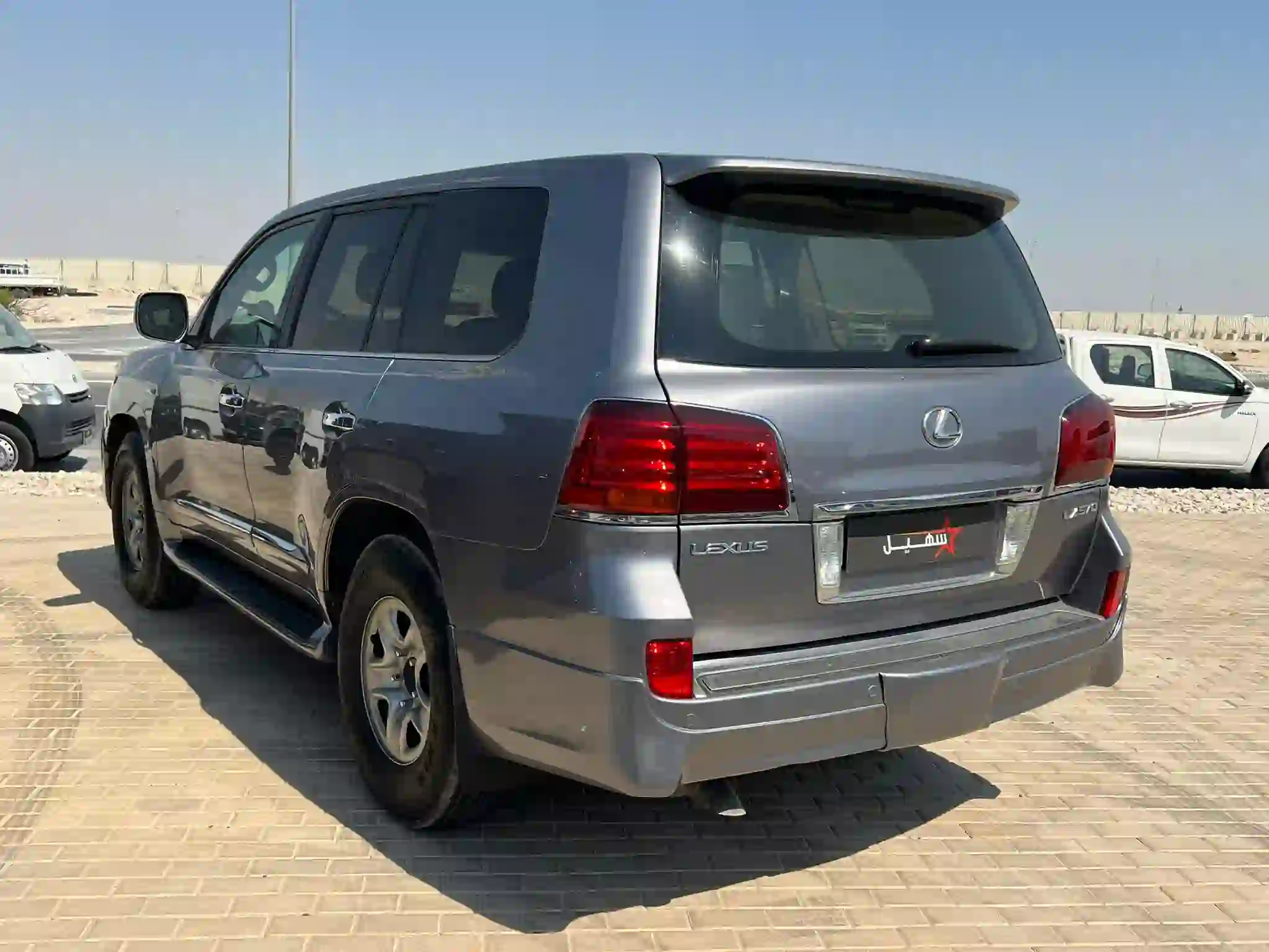 لكزس ال اكس 570 2008 - Image 4