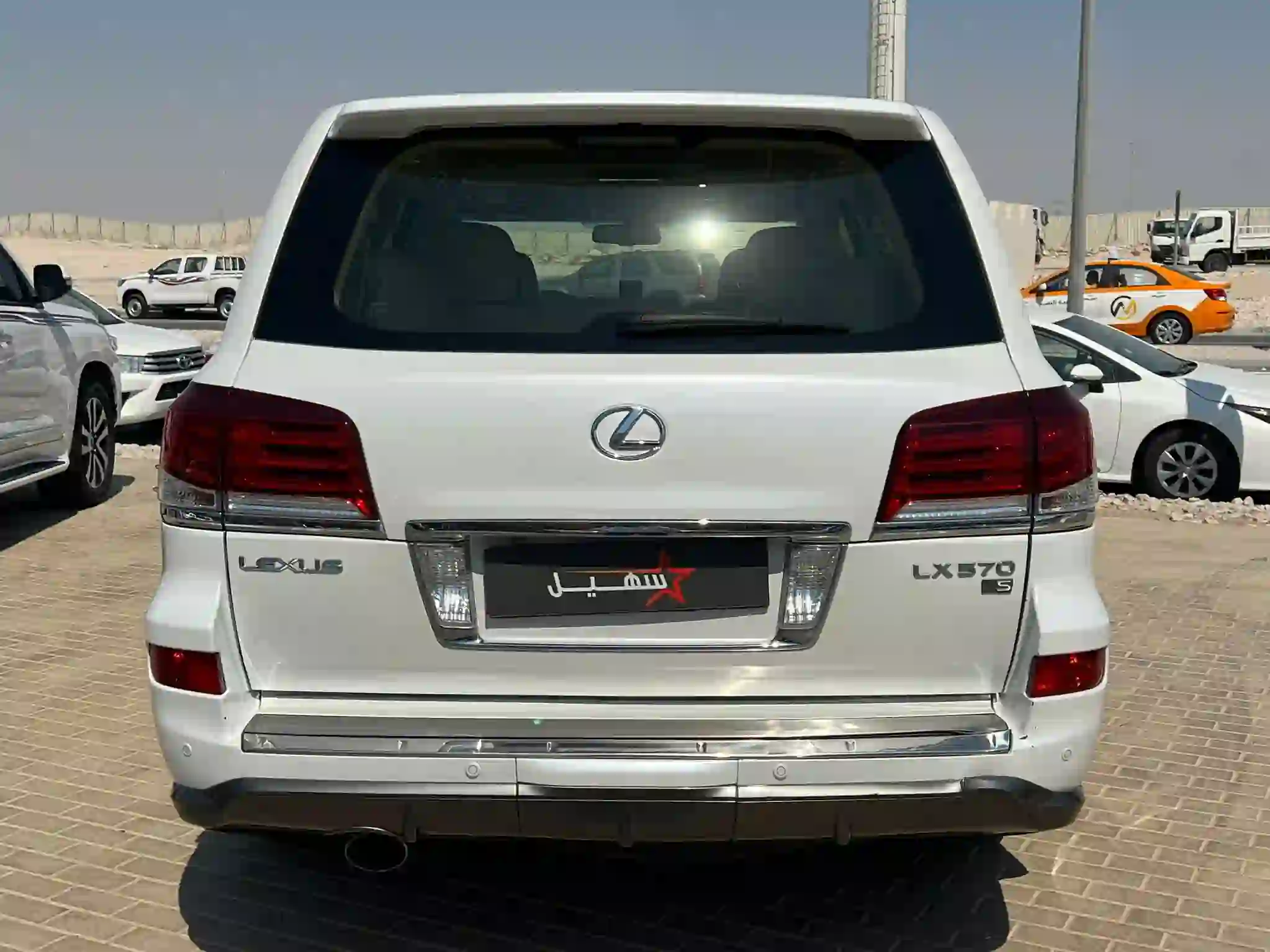 لكزس ال اكس 570 2015 - Image 3