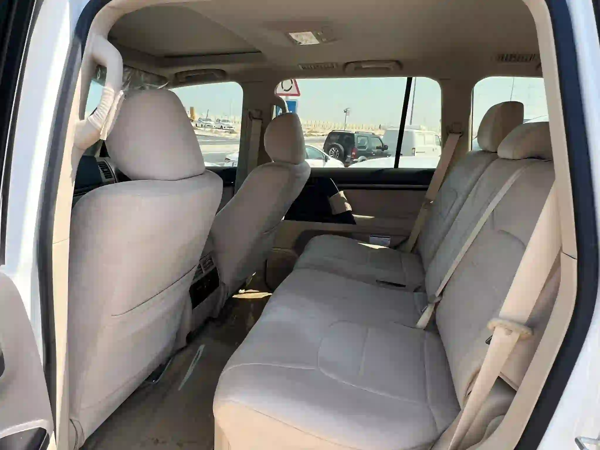 تويوتا لاند كروزر جي اكس.ار 2020 - Image 3