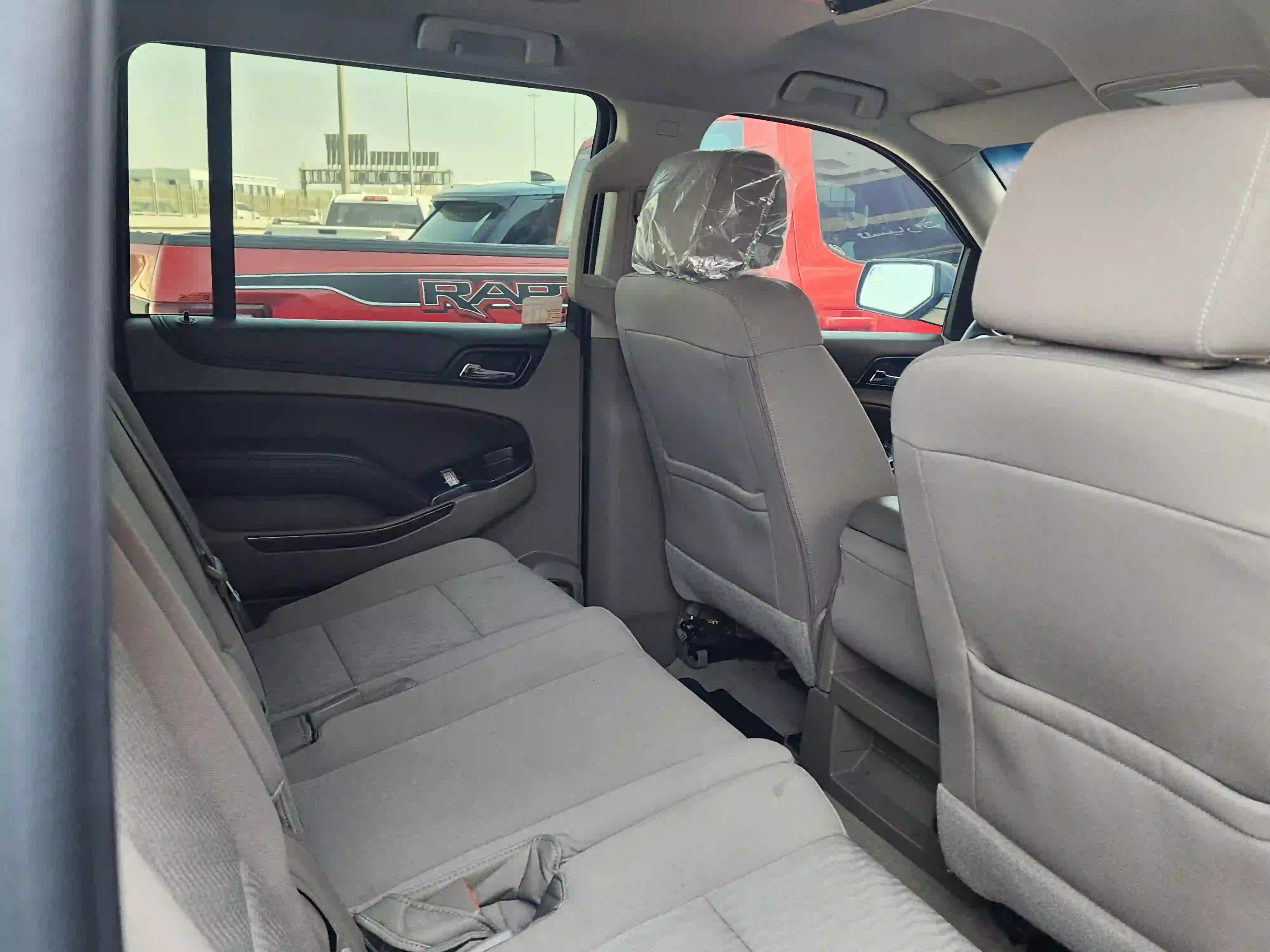 Chevrolet Suburban 2016 - Image 3