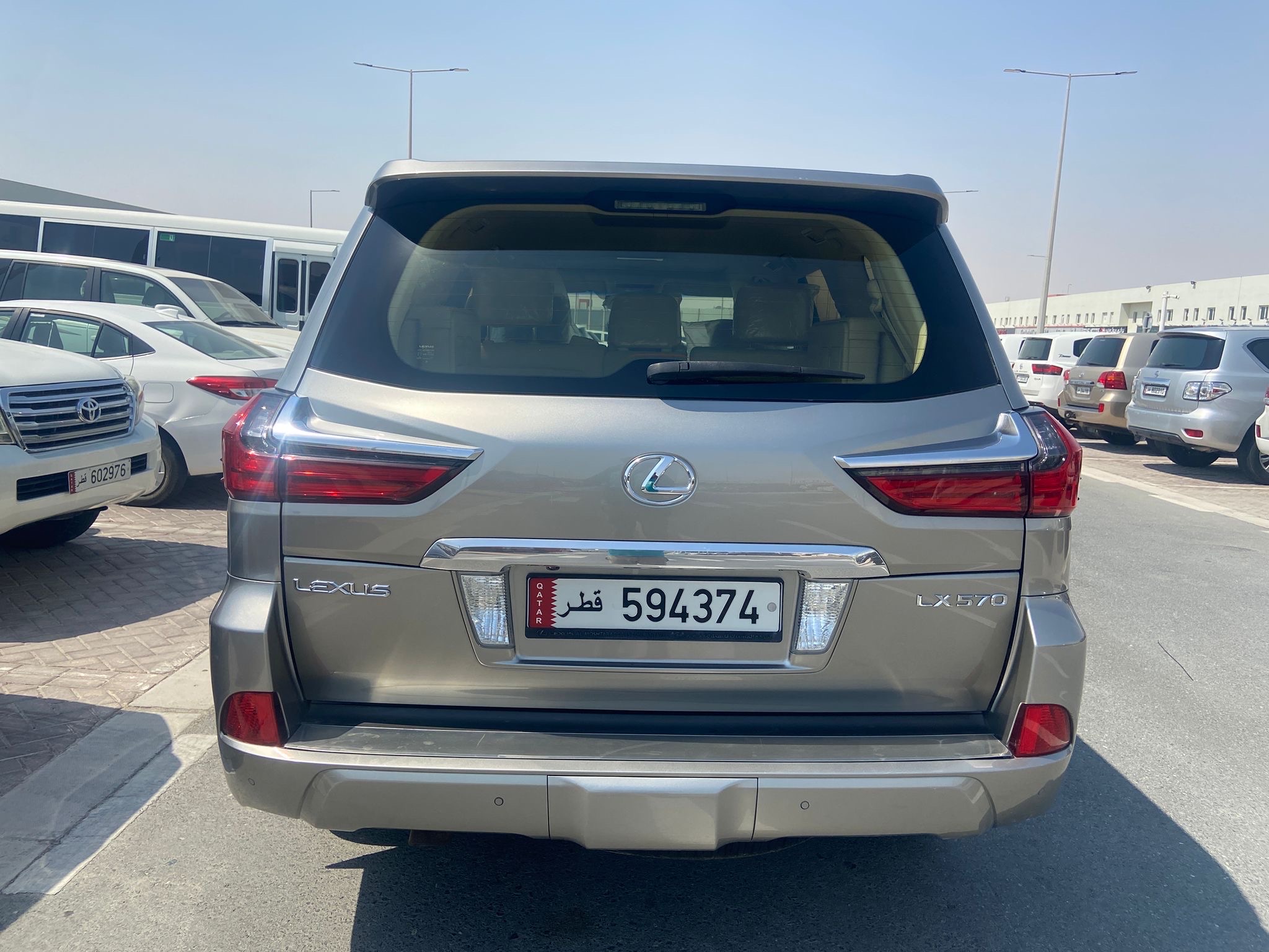 Lexus LX 570 S 2016 - Image 3