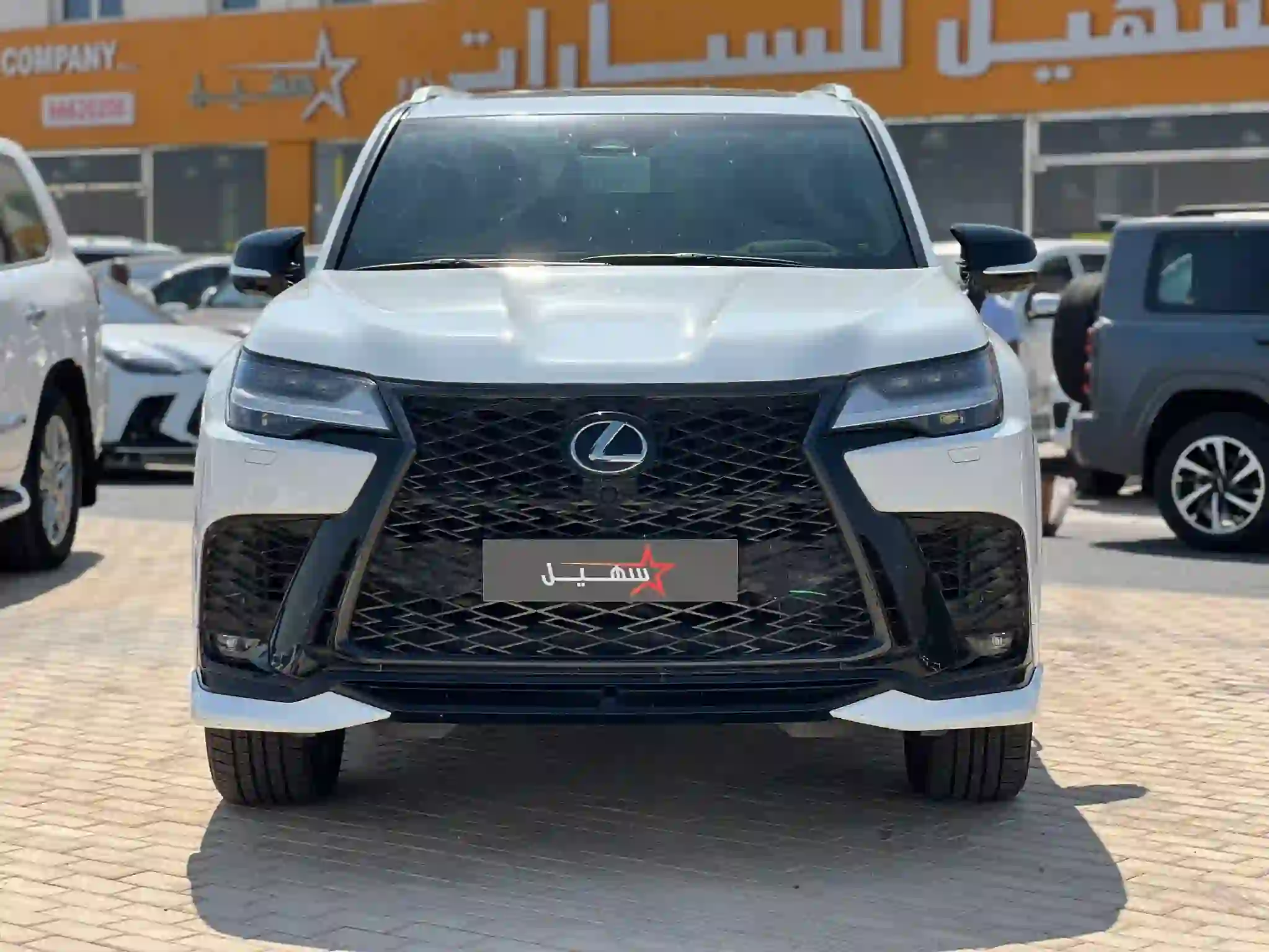 لكزس ال اكس 600اف سبورت  2025 - Image 1