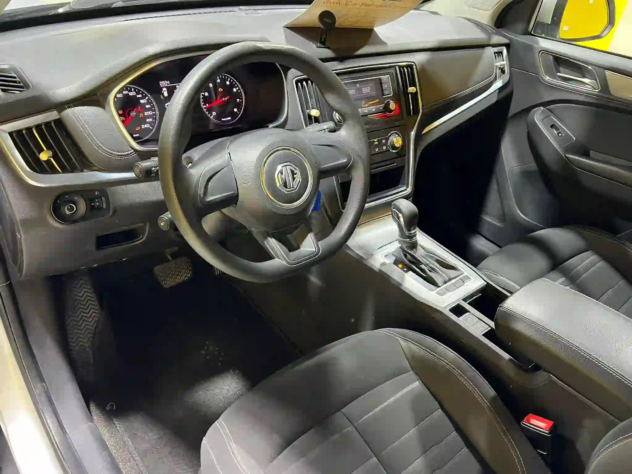 MG  RX5 2020 - Image 3