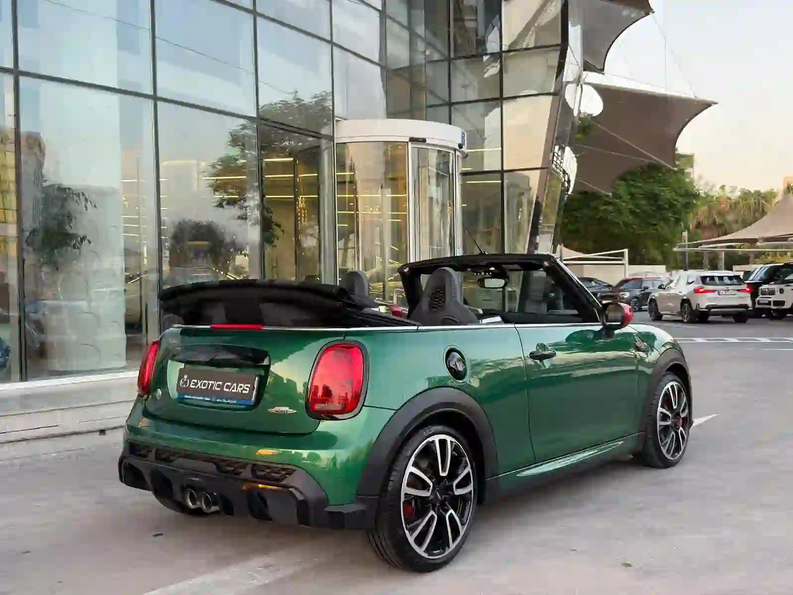 Mini Cooper 2022 - Image 2