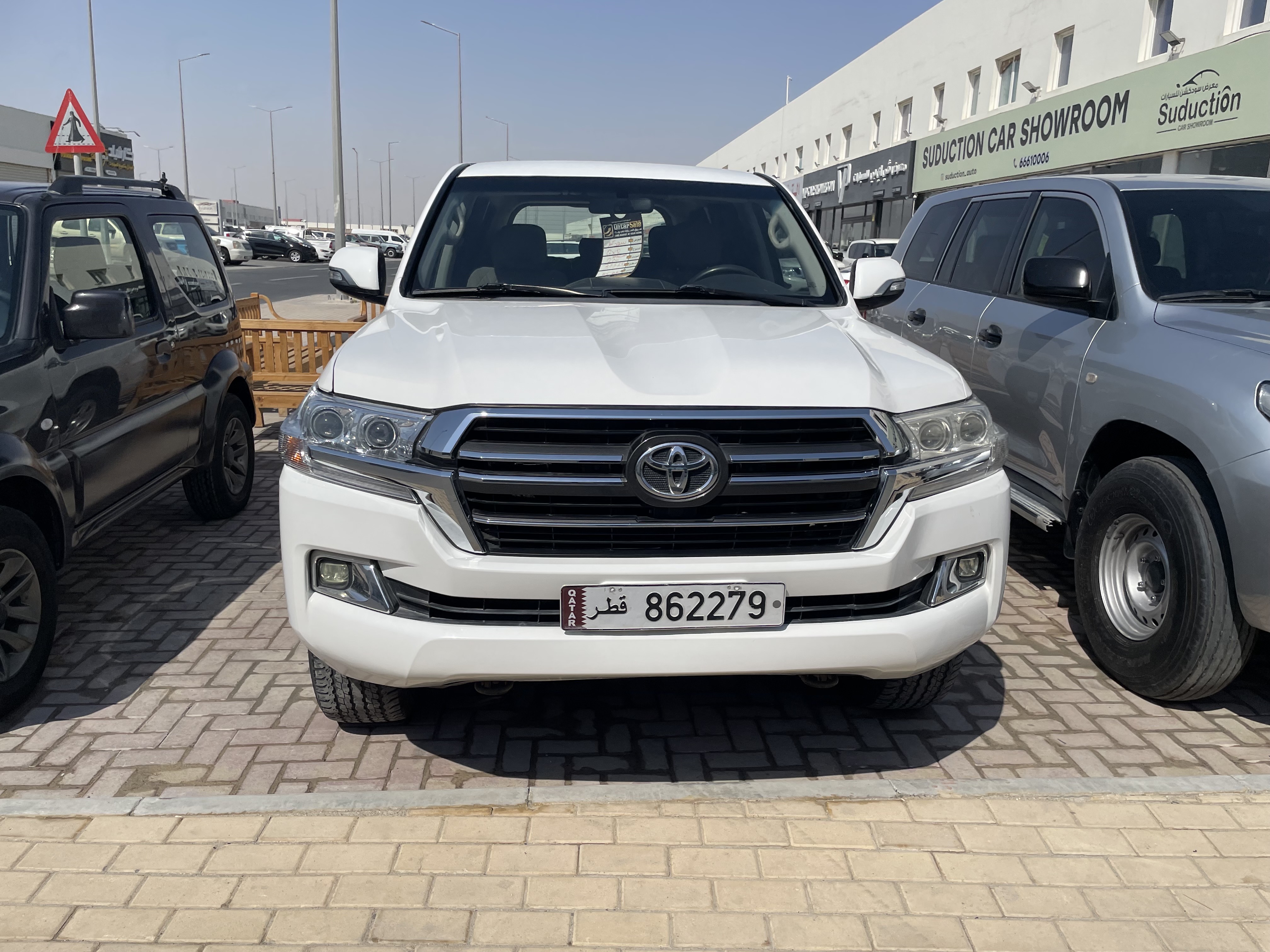 Toyota Land Cruiser GX.R 2011 - Image 2