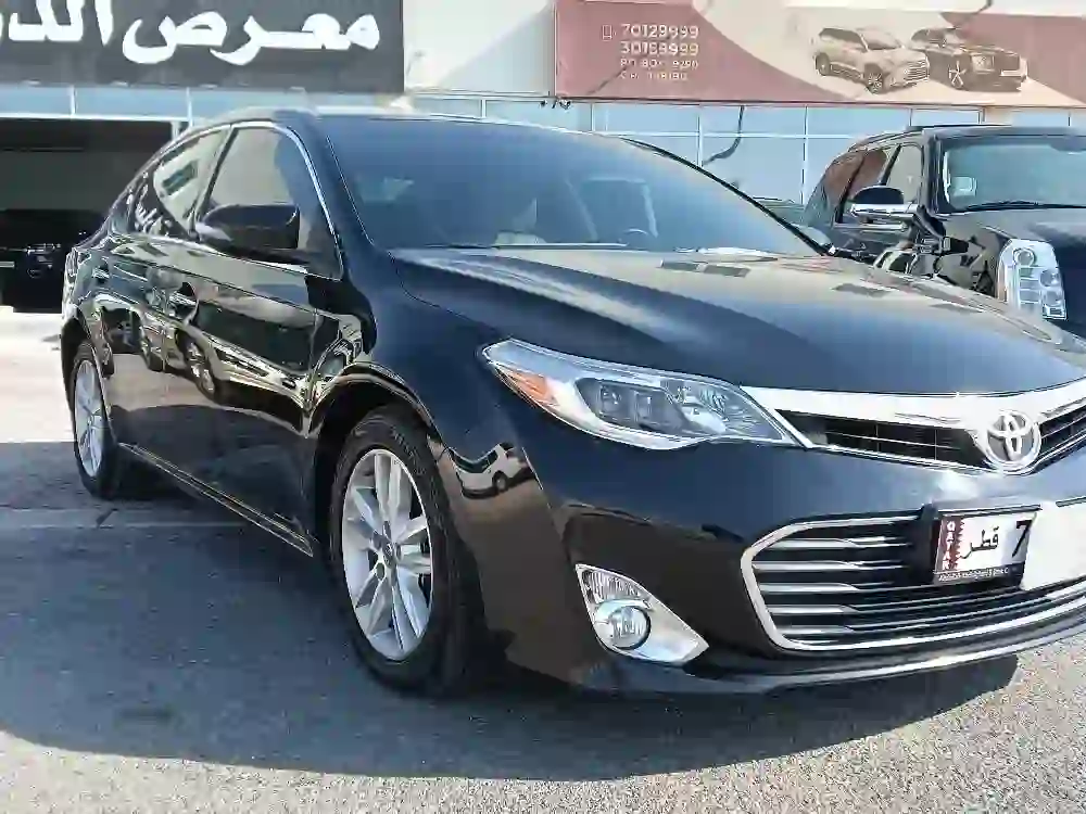 Toyota Camry 2013 - Image 2