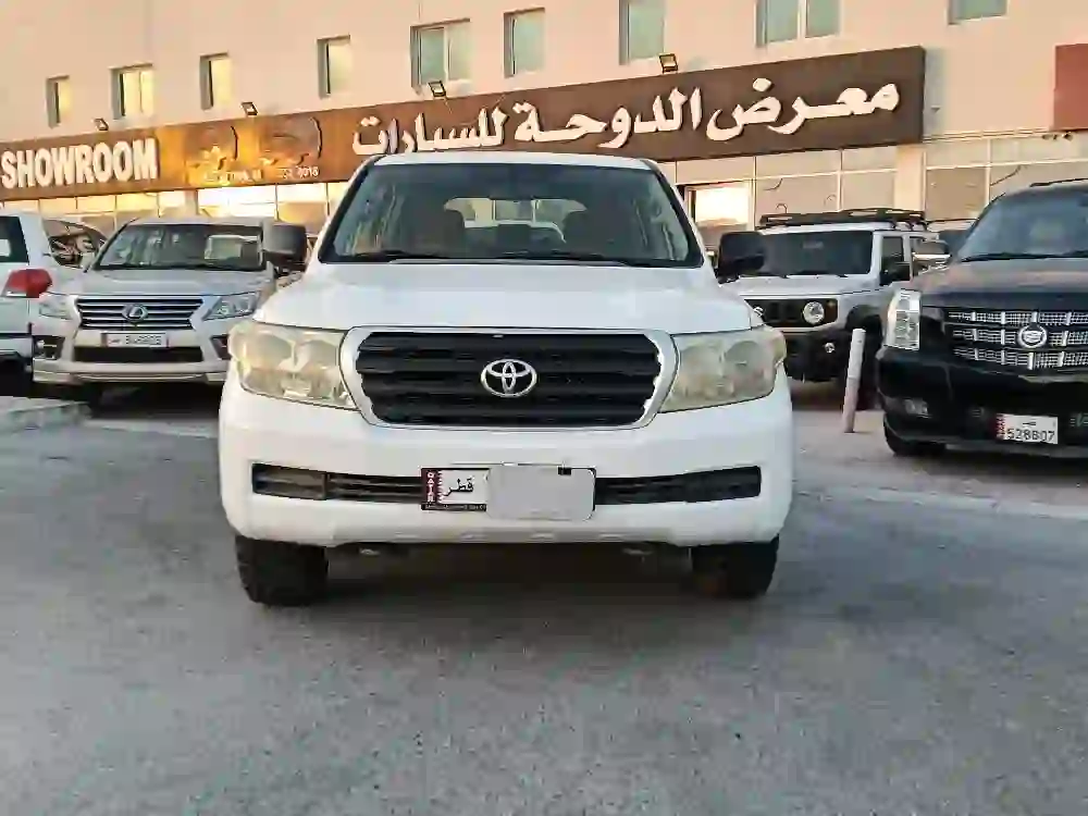 Toyota Land Cruiser G standard 2011