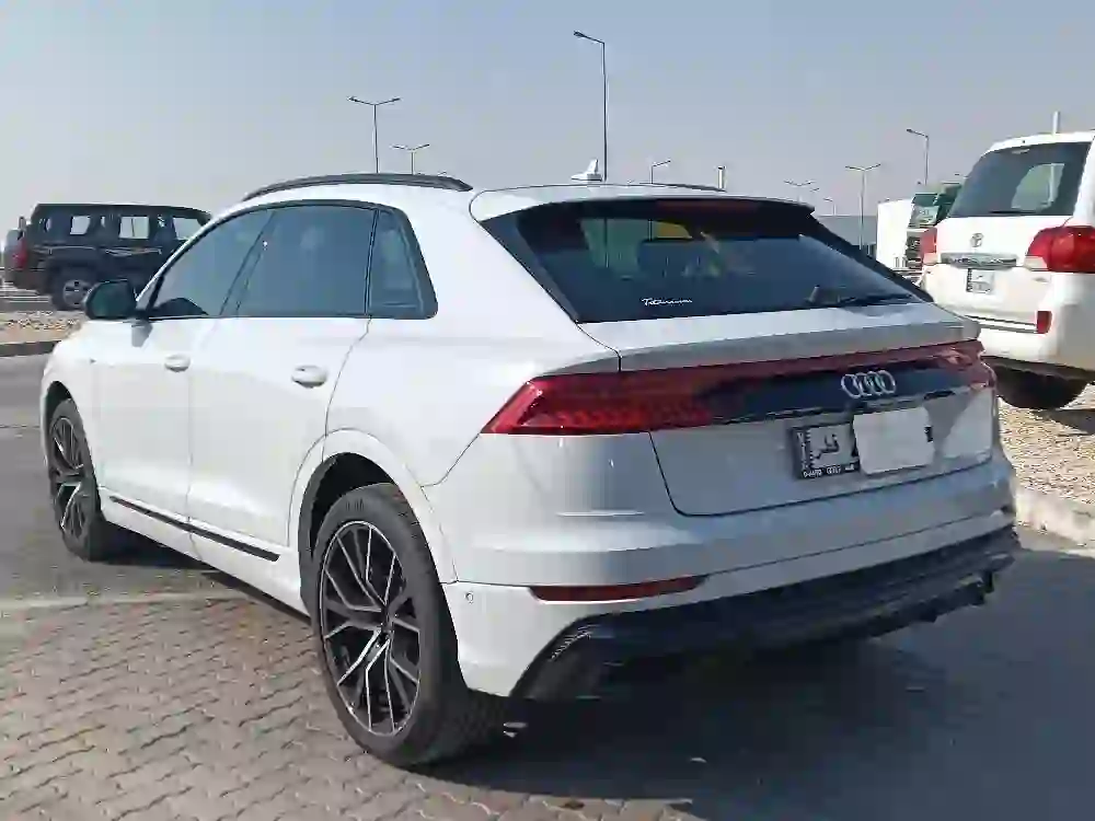 Audi Q8 2021 - Image 3