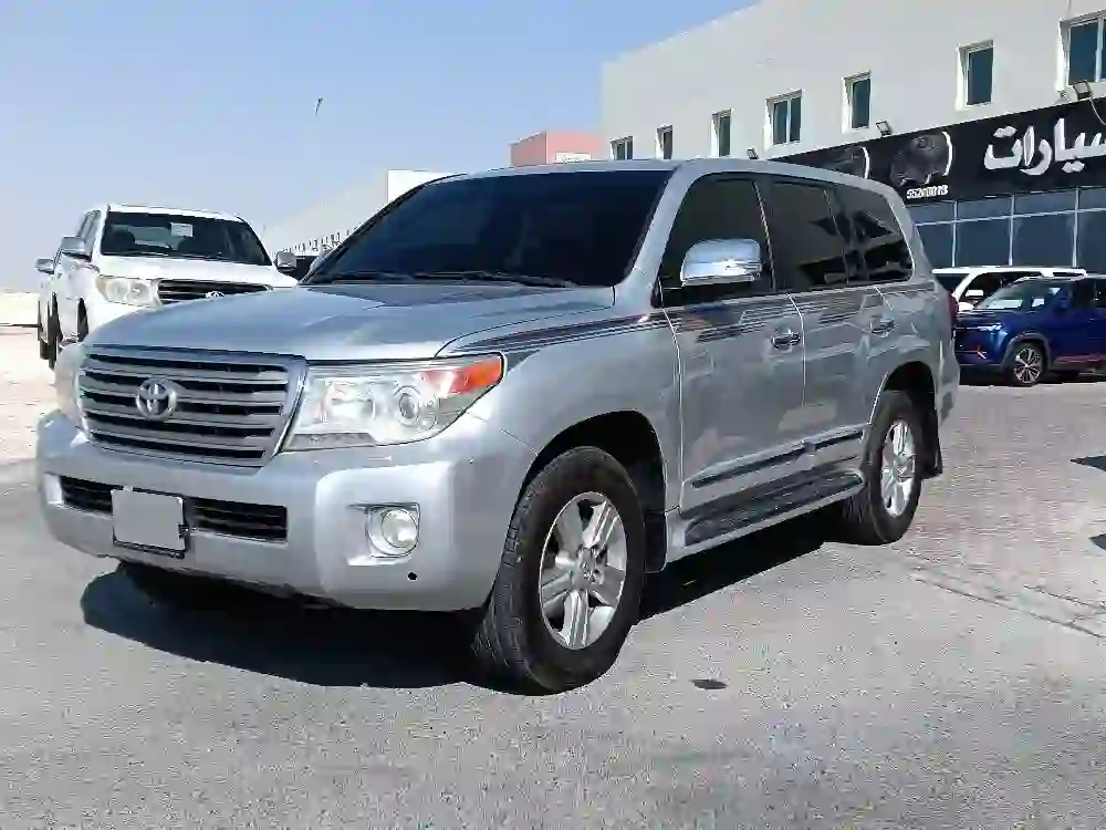 Toyota Land Cruiser GX.R 2014 - Image 2