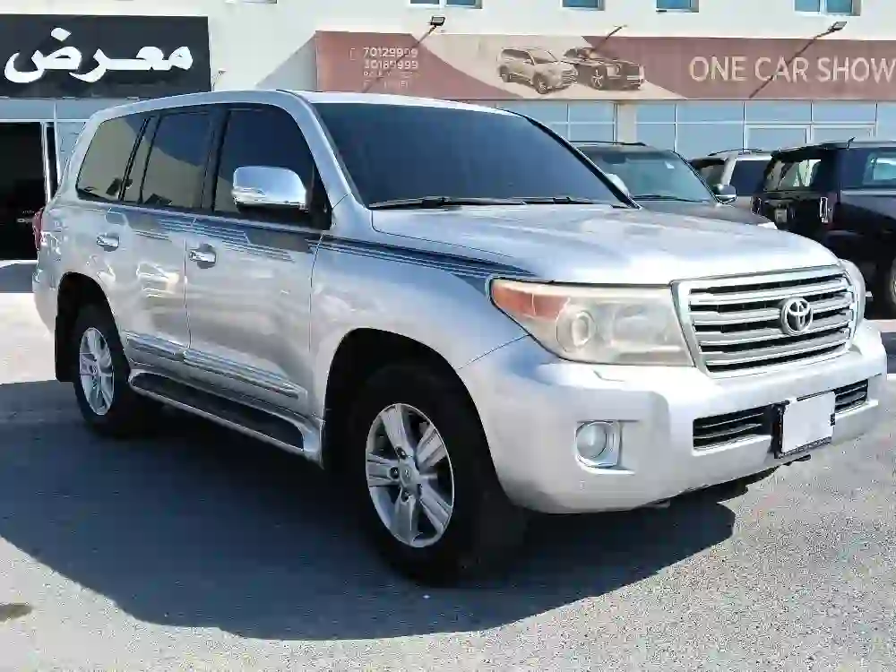Toyota Land Cruiser GX.R 2014 - Image 4