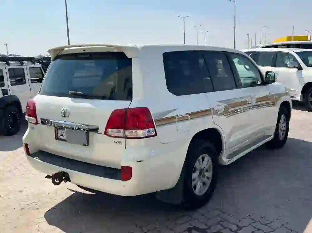 Toyota Land Cruiser GX 2008 - Image 3
