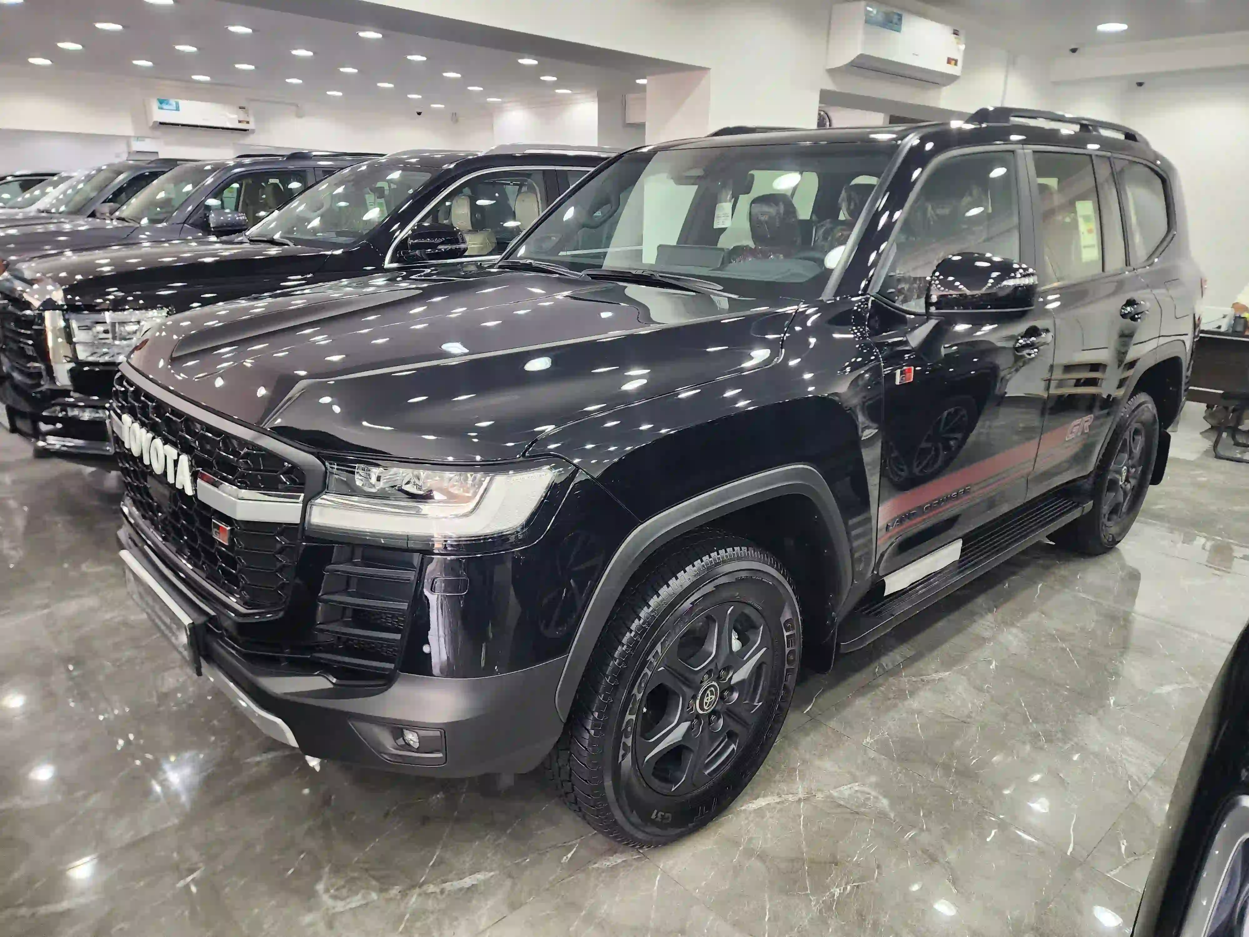 Toyota Land Cruiser G/R 2025 - Image 1