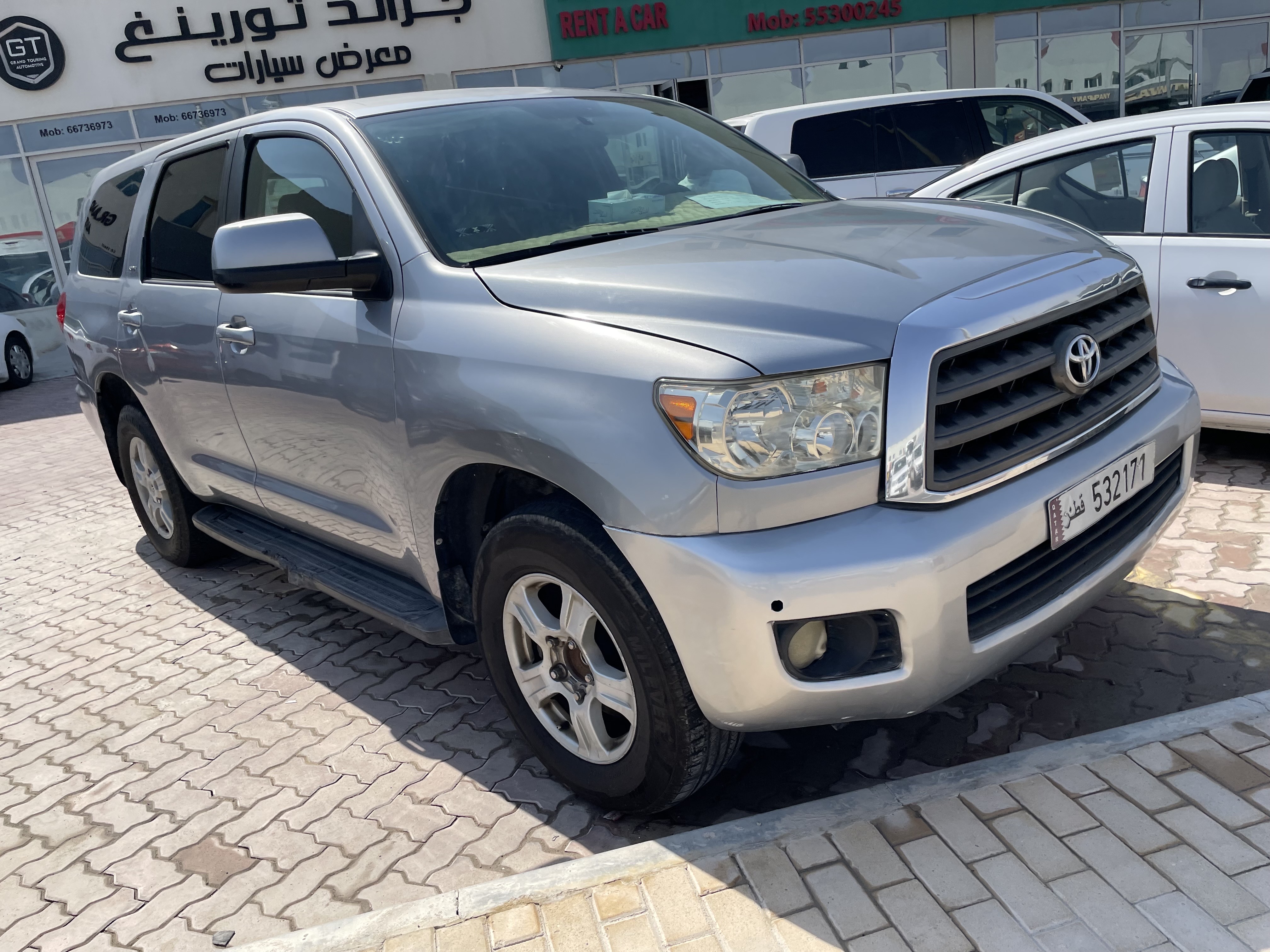 Toyota Sequoia SRS 2012