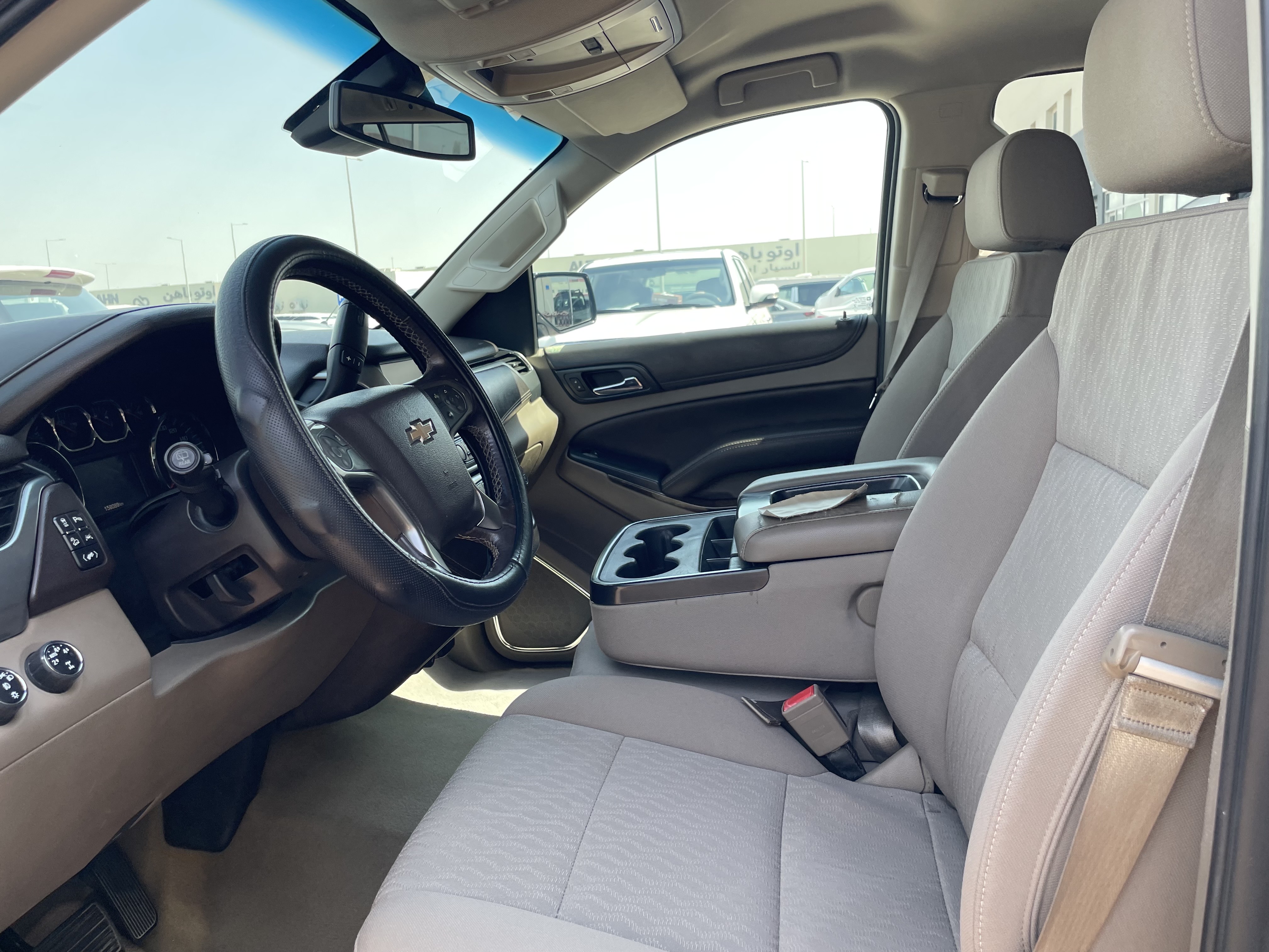 Chevrolet Suburban 2016 - Image 4