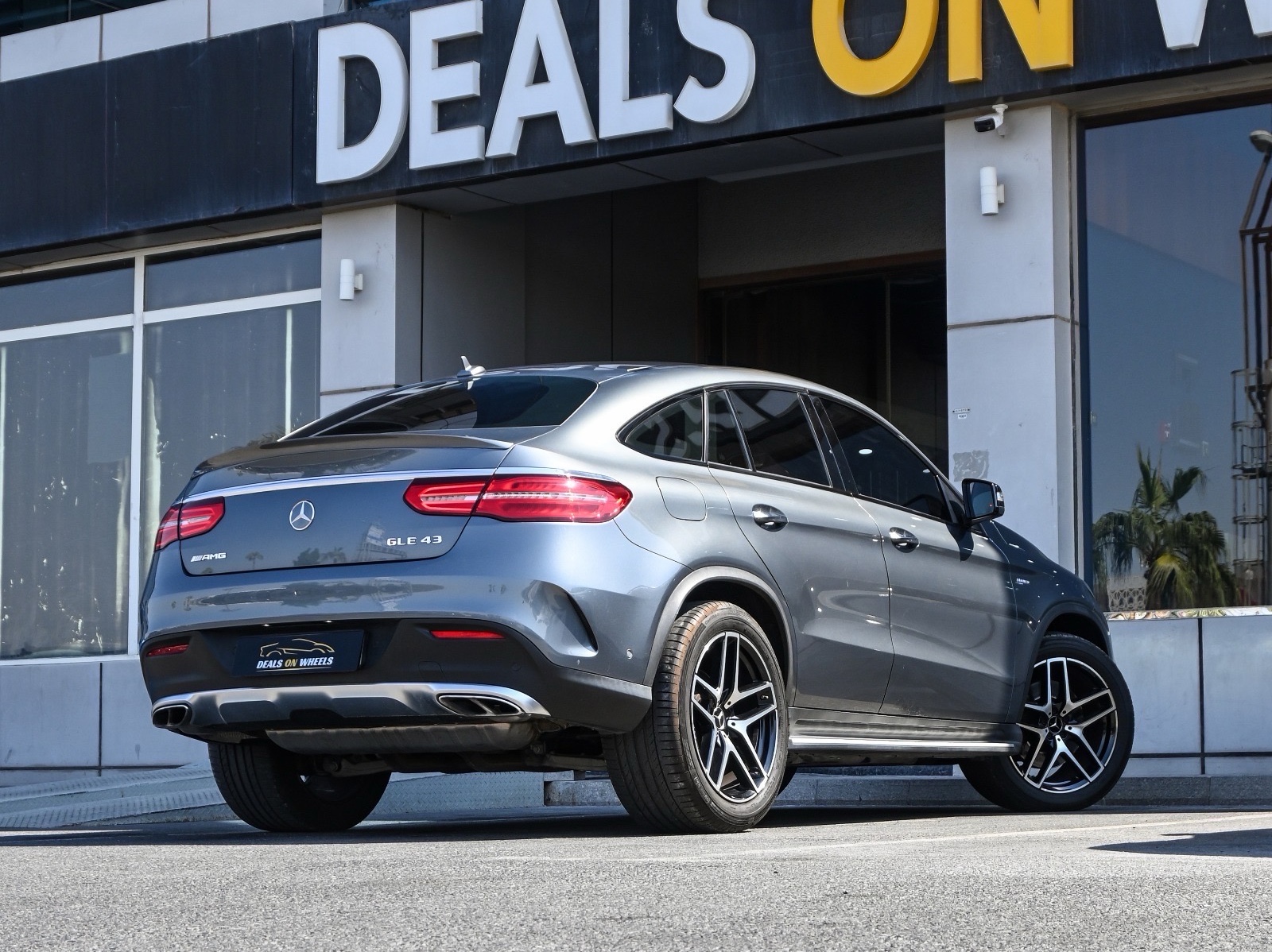 Mercedes-Benz GLE  43 AMG 2019 - Image 2