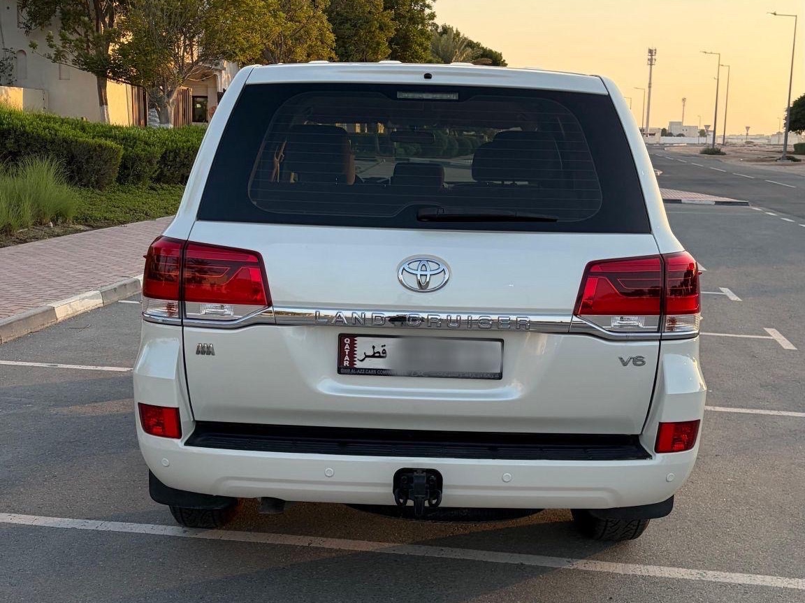 Toyota Land Cruiser GX 2021 - Image 2