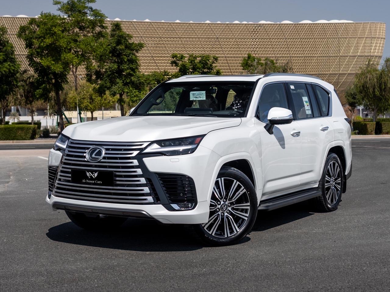 Lexus LX 600 Luxury  2025 - Image 1