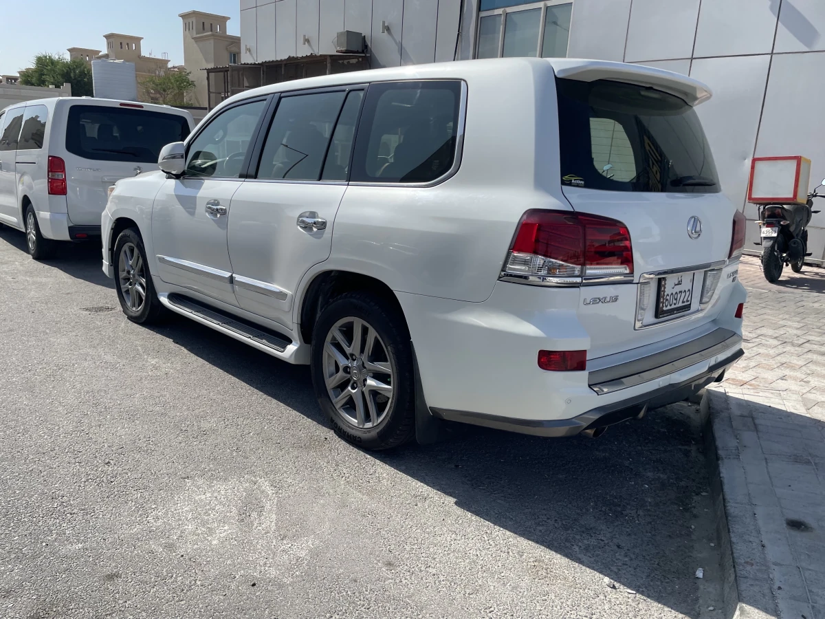 Lexus LX 570 2014