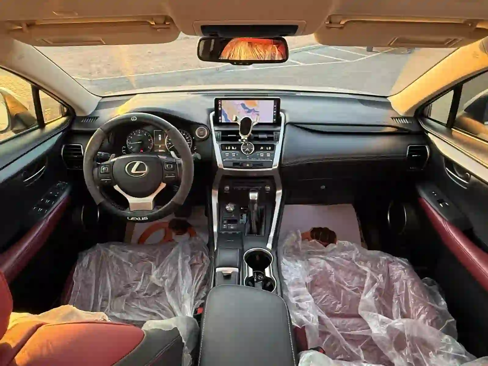 Lexus NX 300 2020 - Image 4